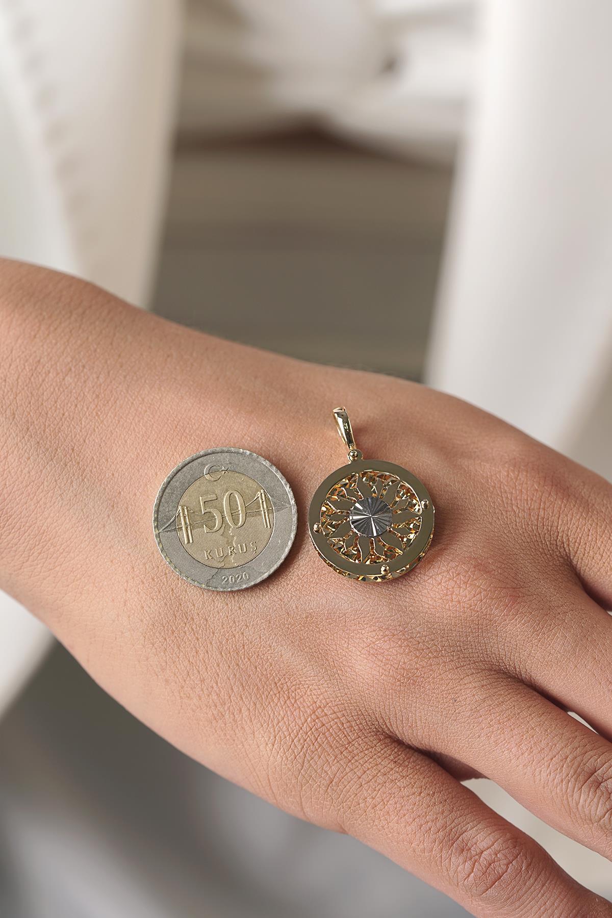 14K Gold 3D Sun Pendant