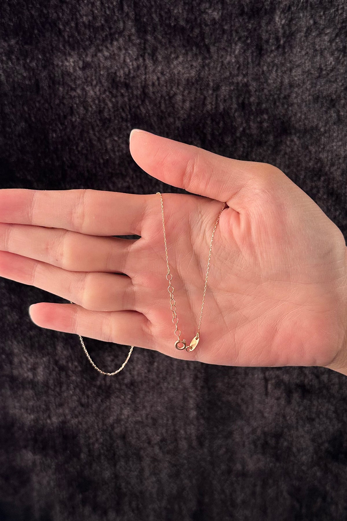 14K Gold Antique Daisy Shape Necklace