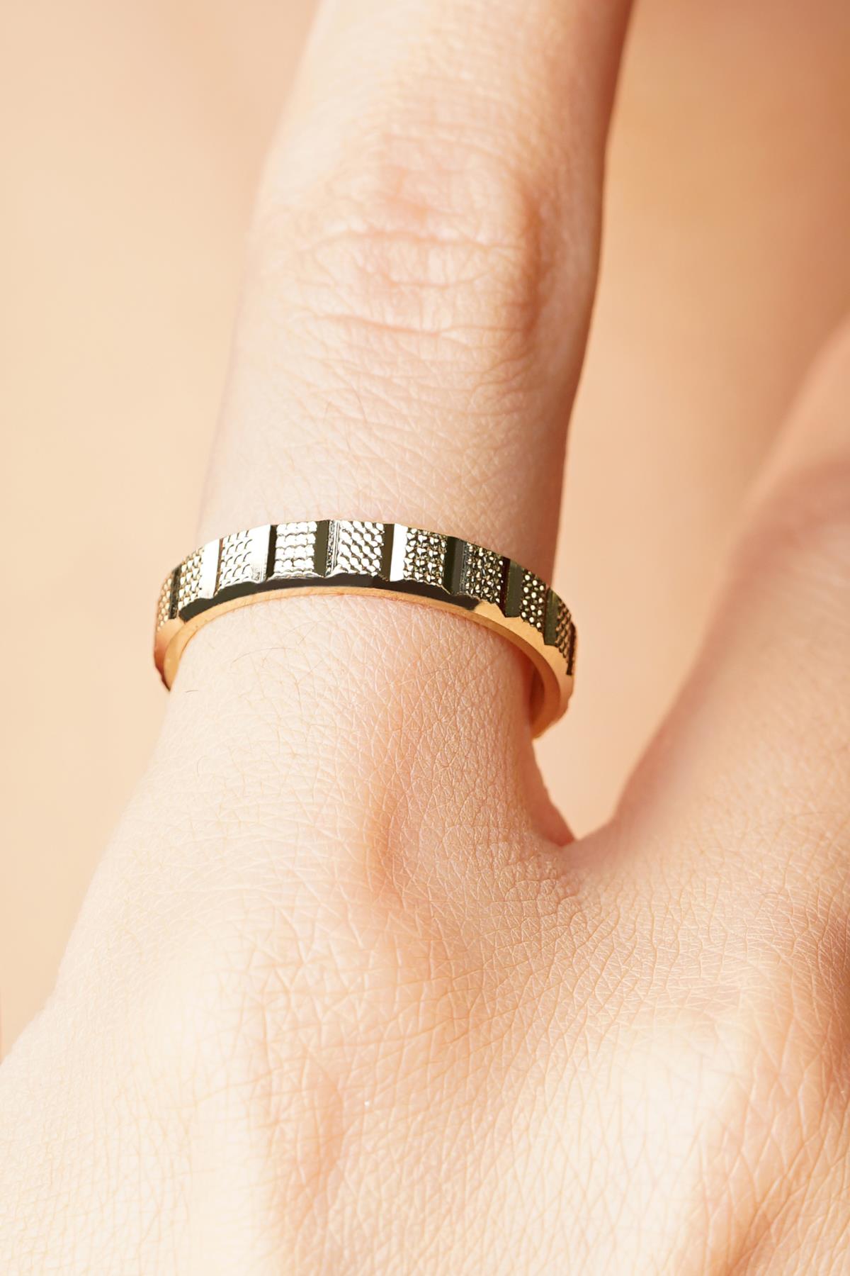 14K Gold Aura Wedding Band