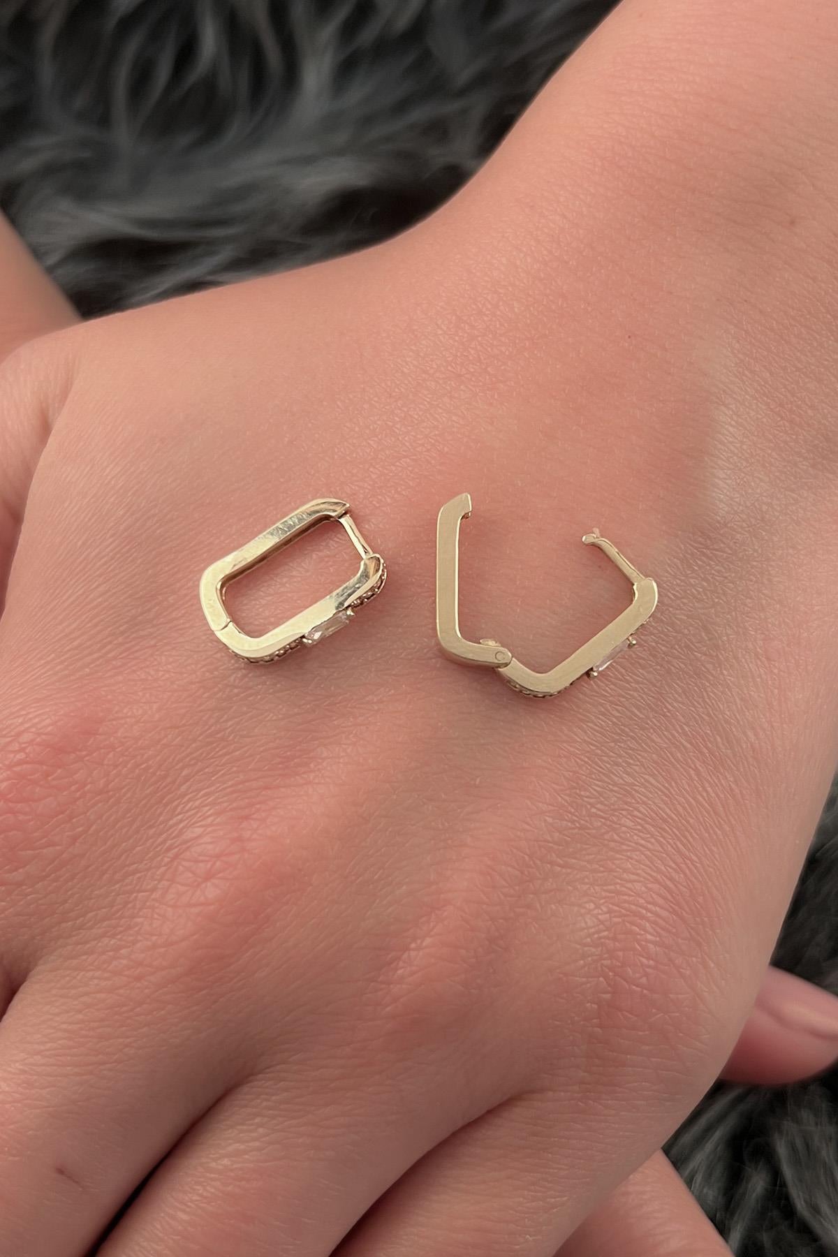 14K Gold Baguette Stone Rectangle Earrings