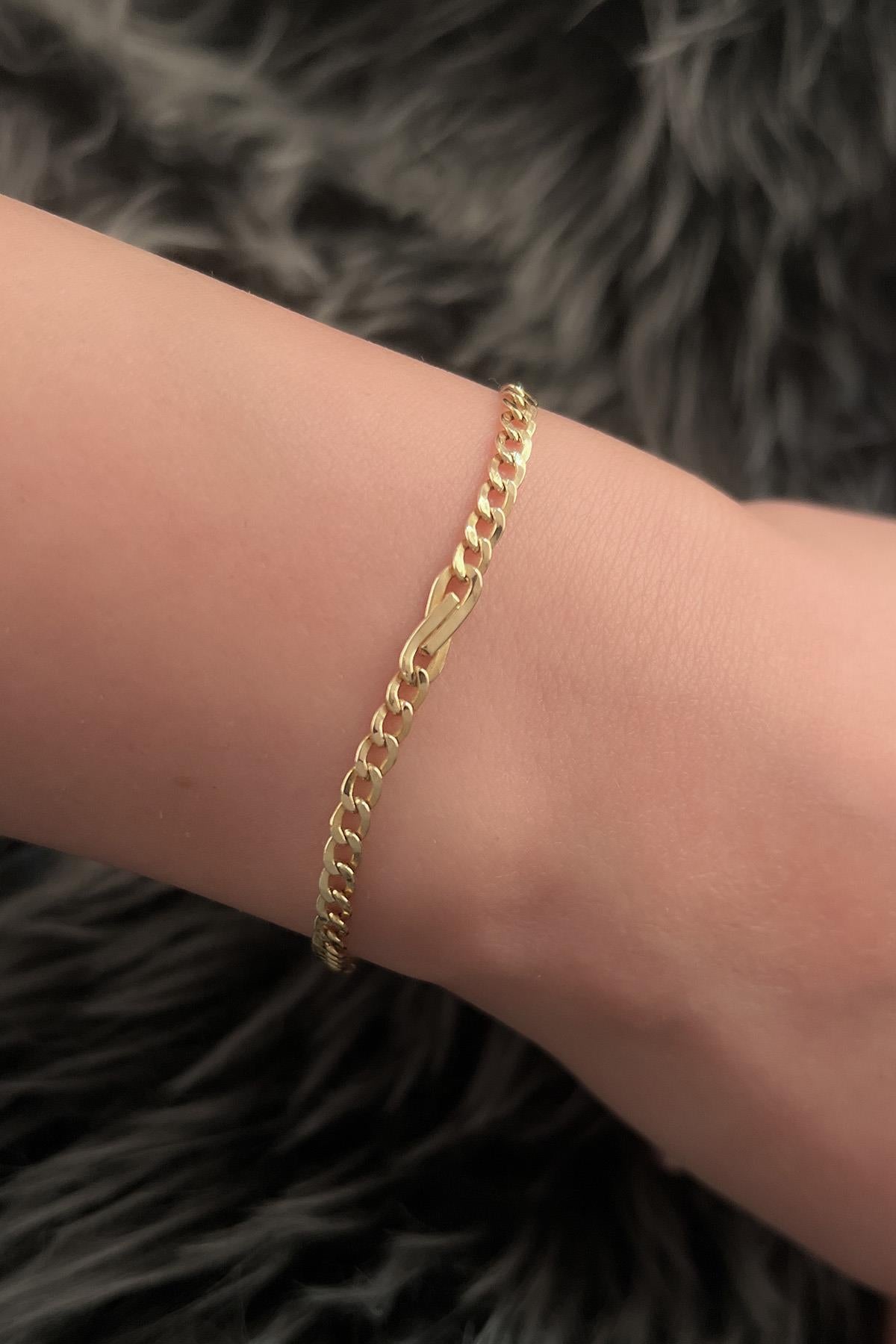 14K Gold Bow Tie Cuban Link Chain Bracelet