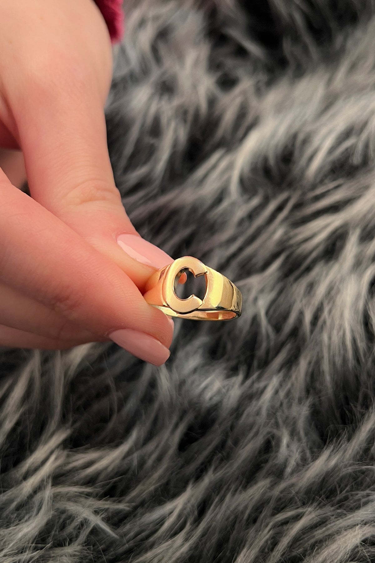 14k Gold C Initial Ring