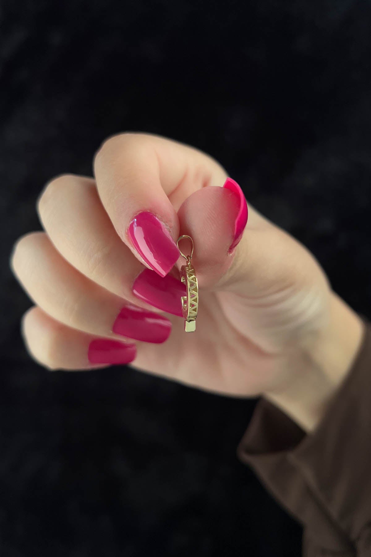 14K Gold Ç Letter Mini Shine Pendant