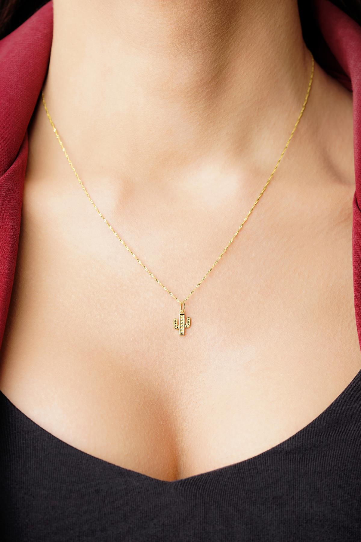14K Gold Cactus Detailed Singapore Chain Necklace
