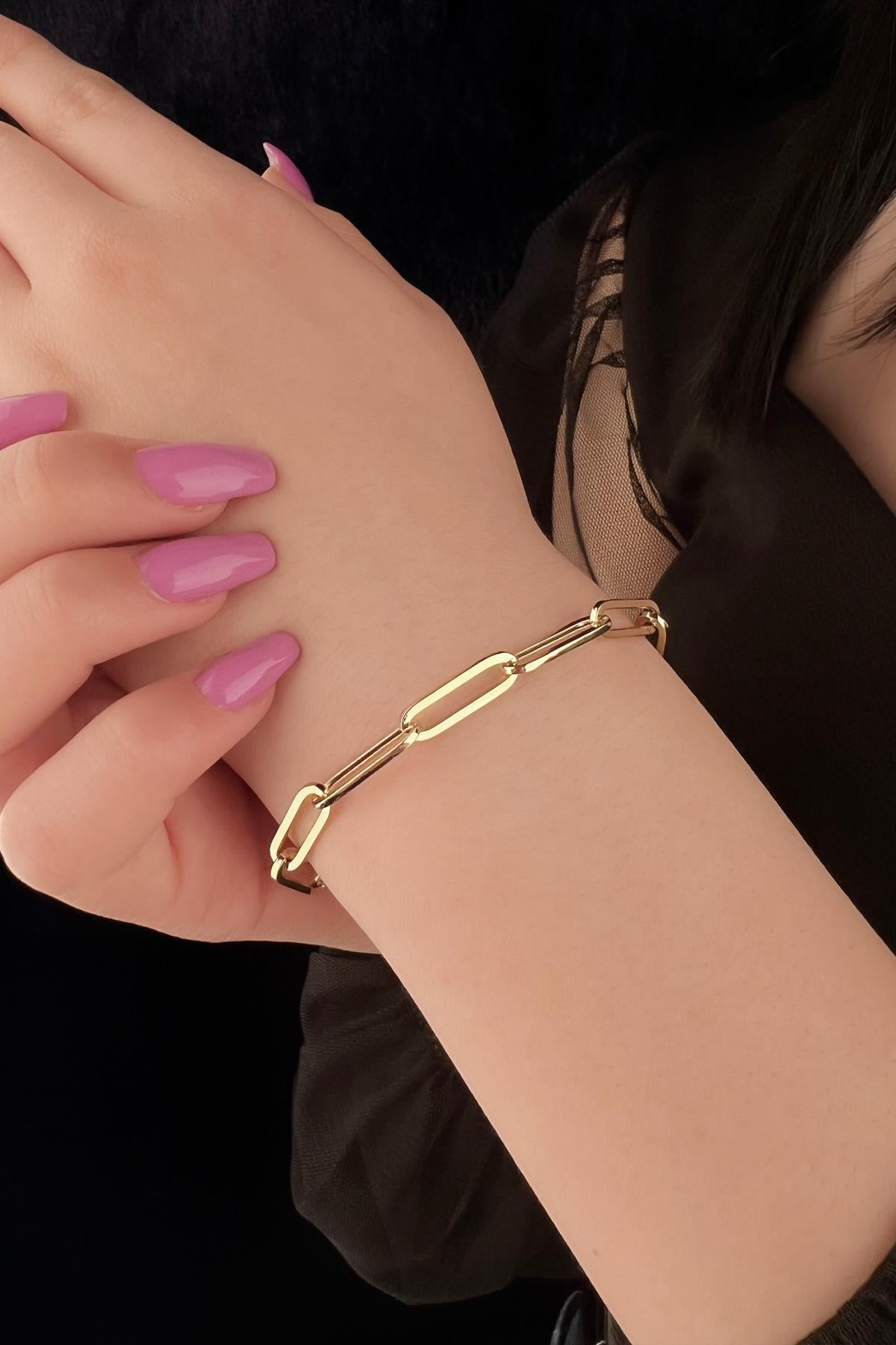14K Gold Chunky Paperclip Link Bracelet