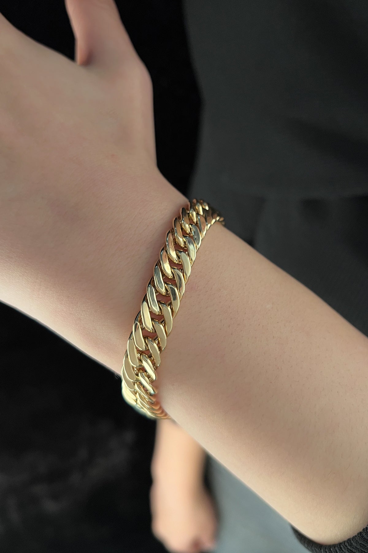 14K Gold Cuban Link Chain Beacelet