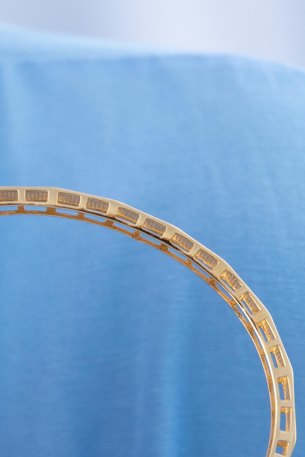 14K Gold Cube Bangle