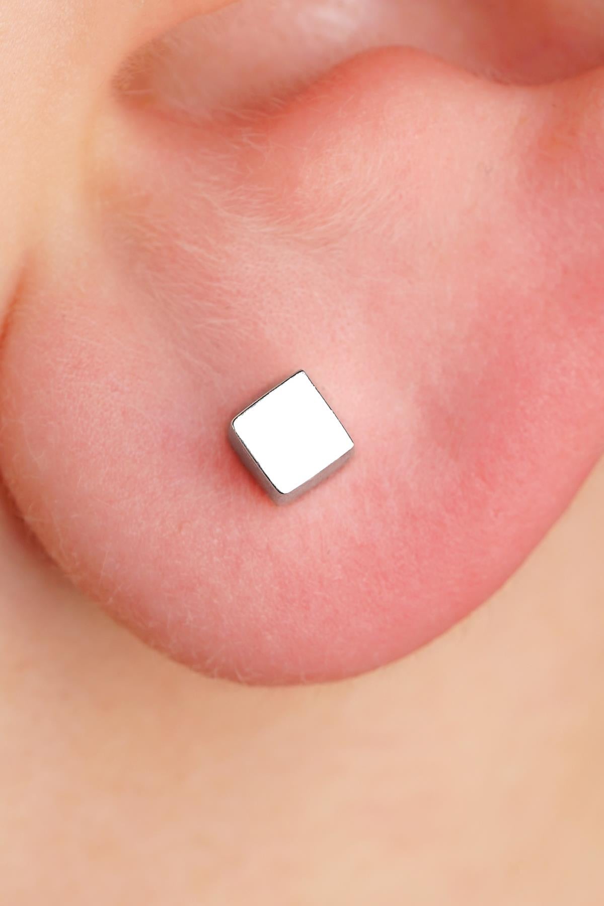14K Gold Cube Men’s Earring
