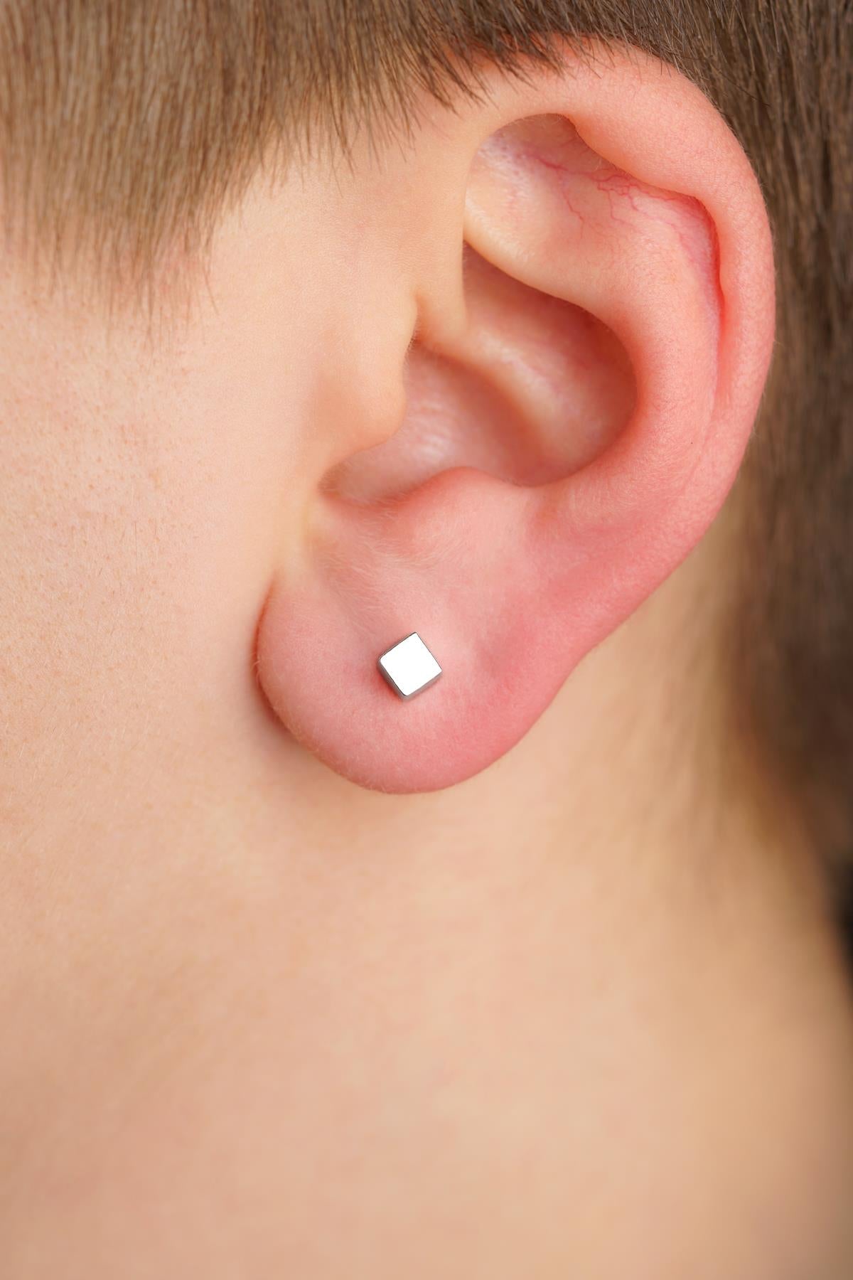 14K Gold Cube Men’s Earring
