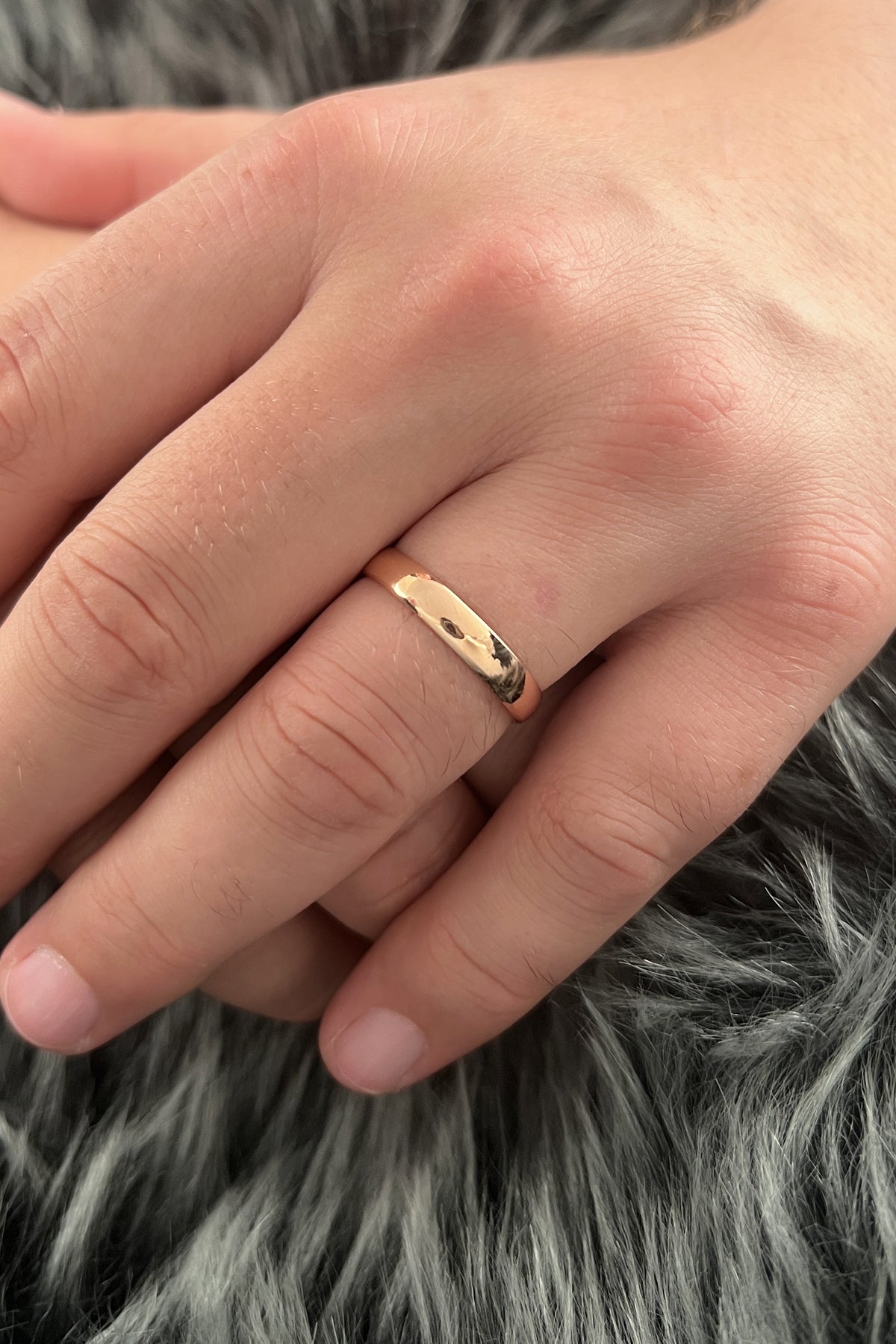 14K Gold D Shape Man Wedding Ring 0.157 inch