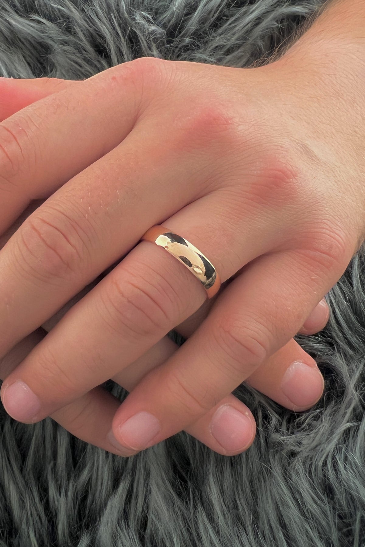 14K Gold D Shape Man Wedding Ring 0.196 inch