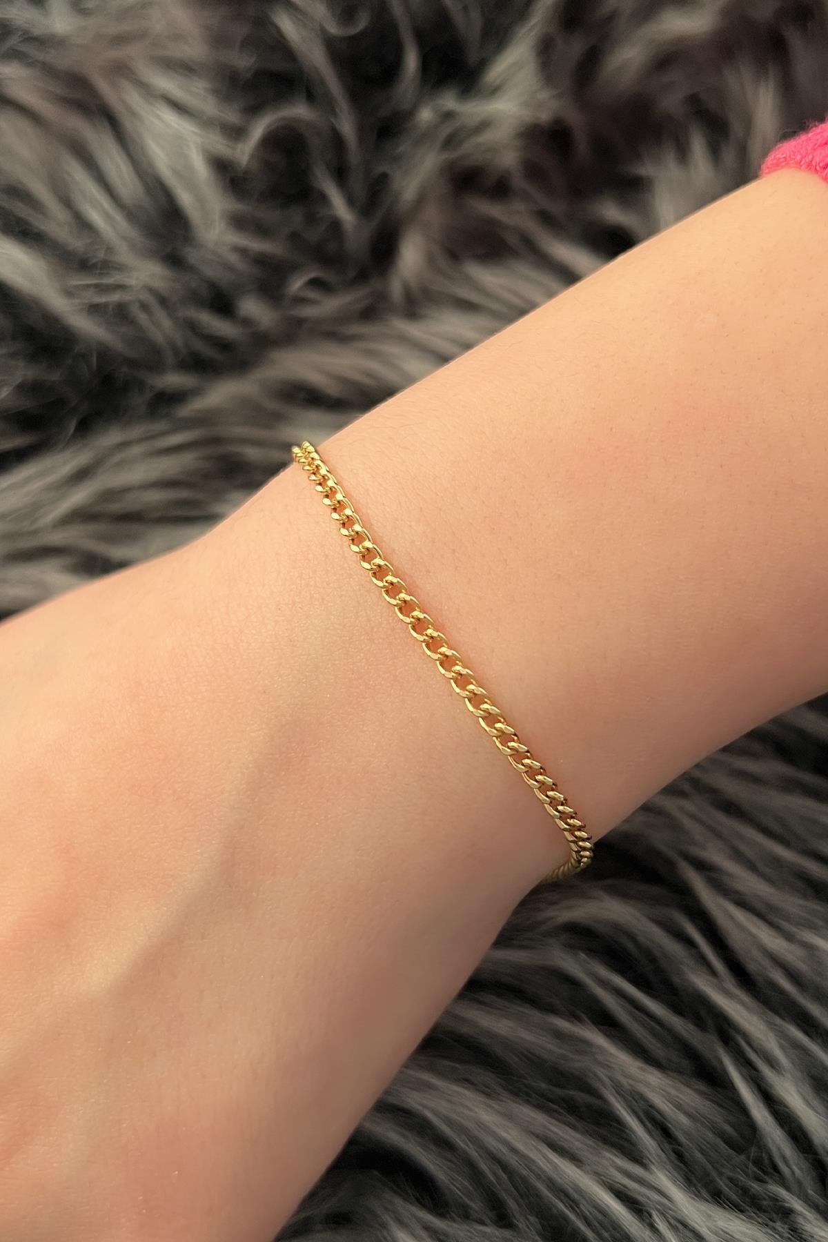14K Gold Dainty Curb Link Bracelet