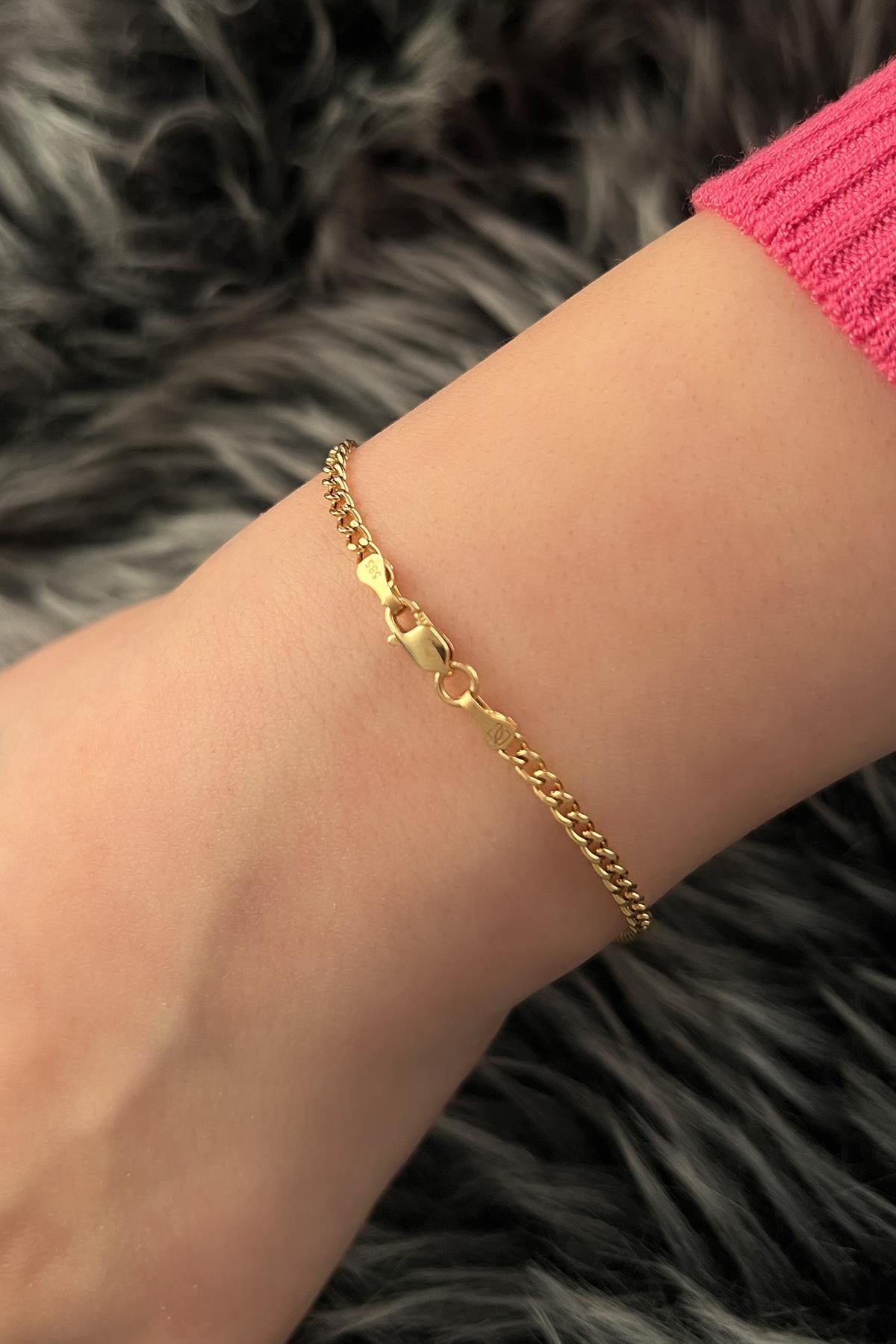 14K Gold Dainty Curb Link Bracelet