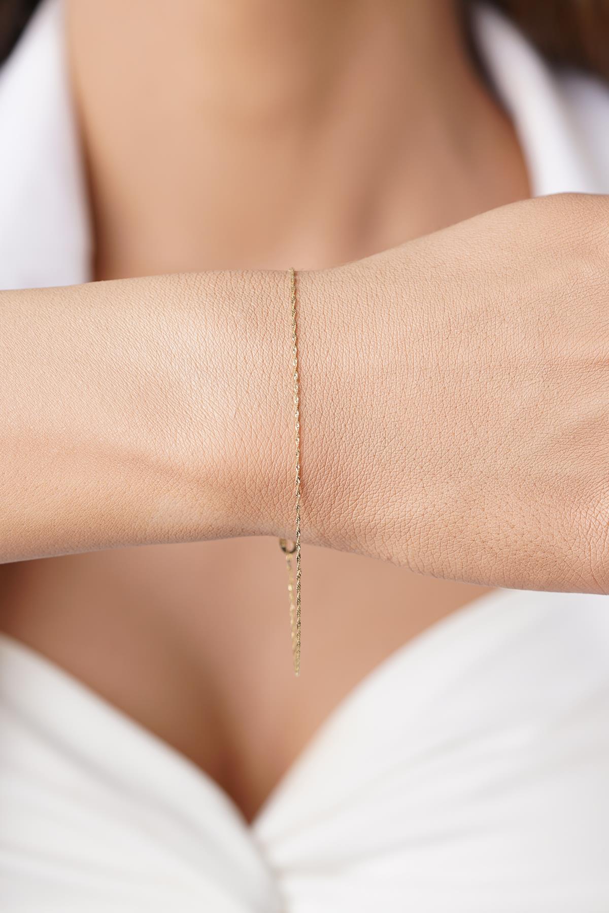 14K Gold Dainty Singapore Bracelet