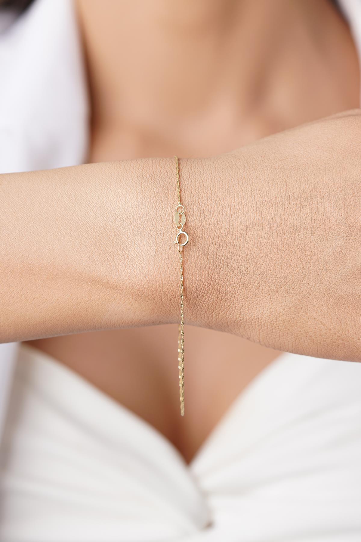 14K Gold Dainty Singapore Bracelet