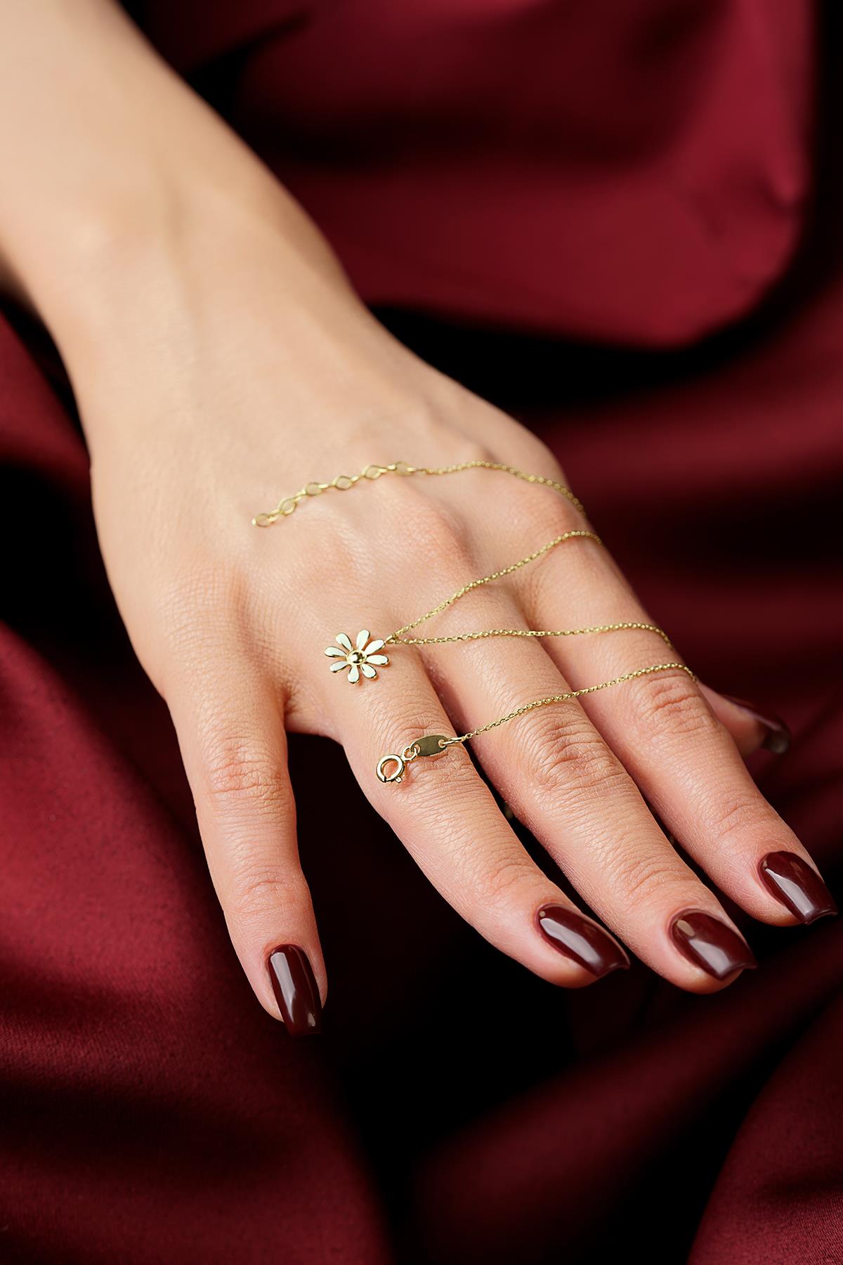14K Gold Daisy Necklace