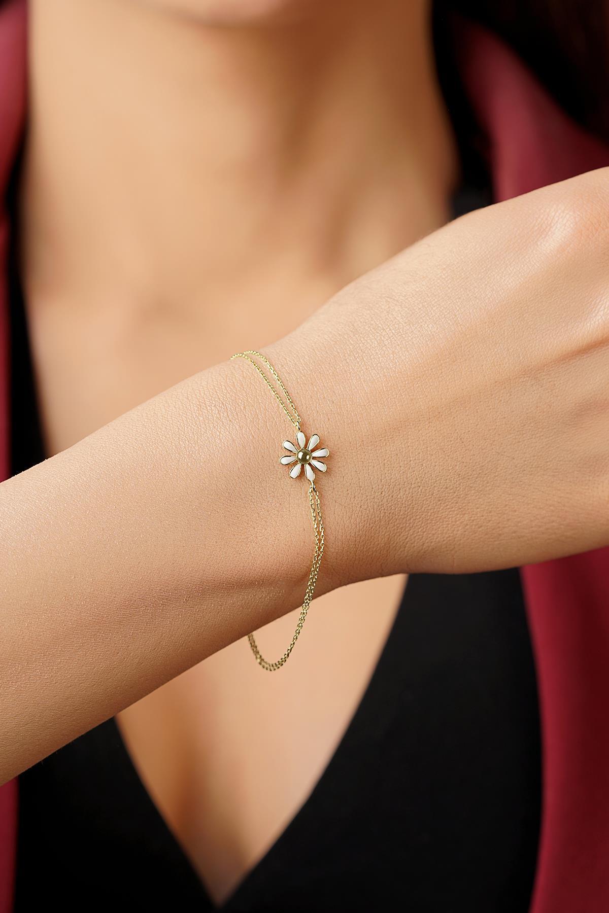 14K Gold Daisy Set