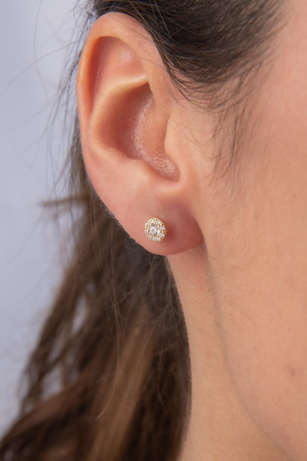 14K Gold Daisy Stone Stud Earrings