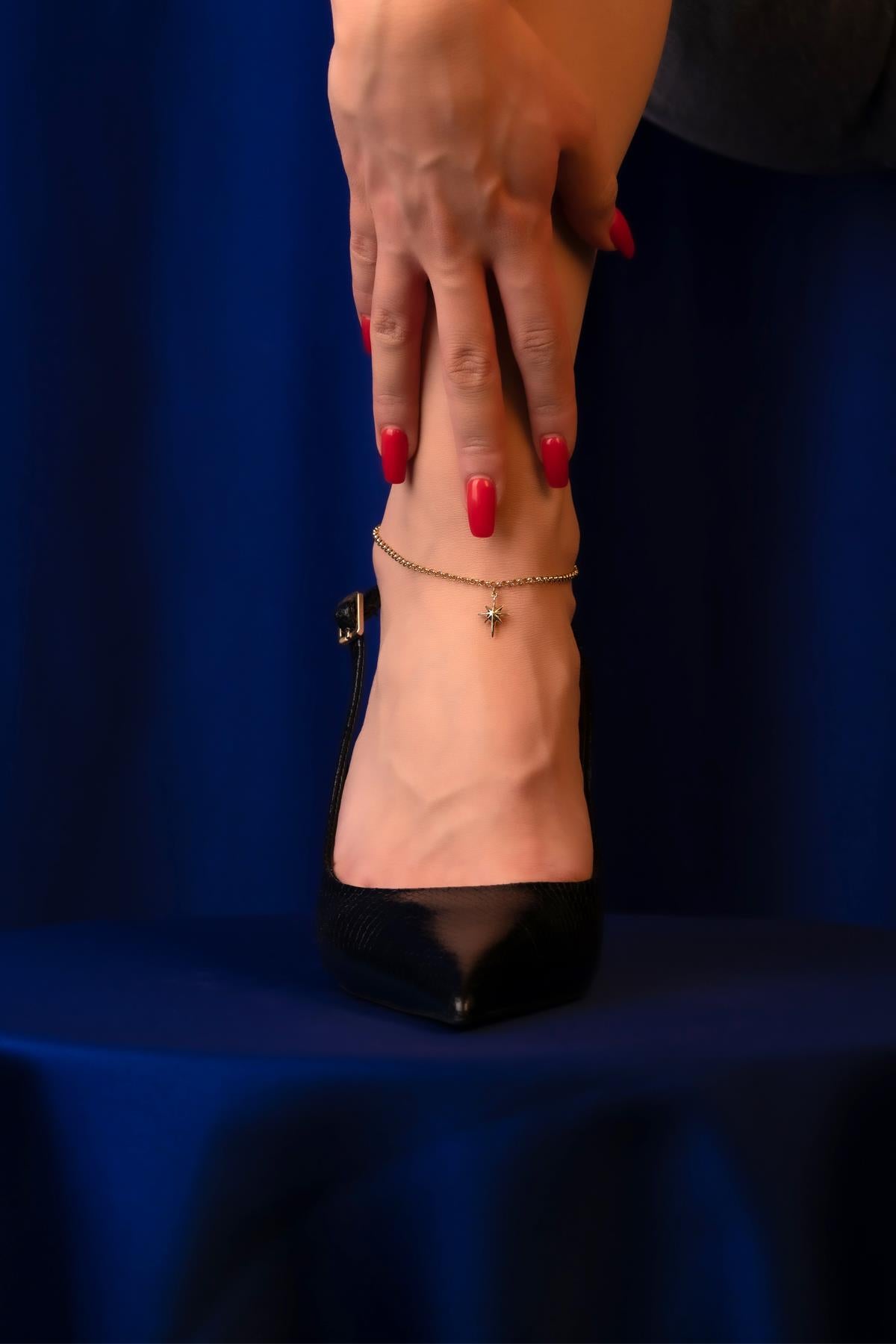 14K Gold Dangling North Star Anklet