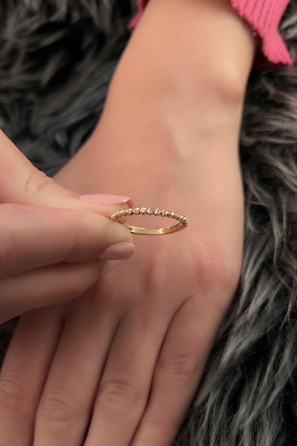 14K Gold Diamon Ball Single Row Ring