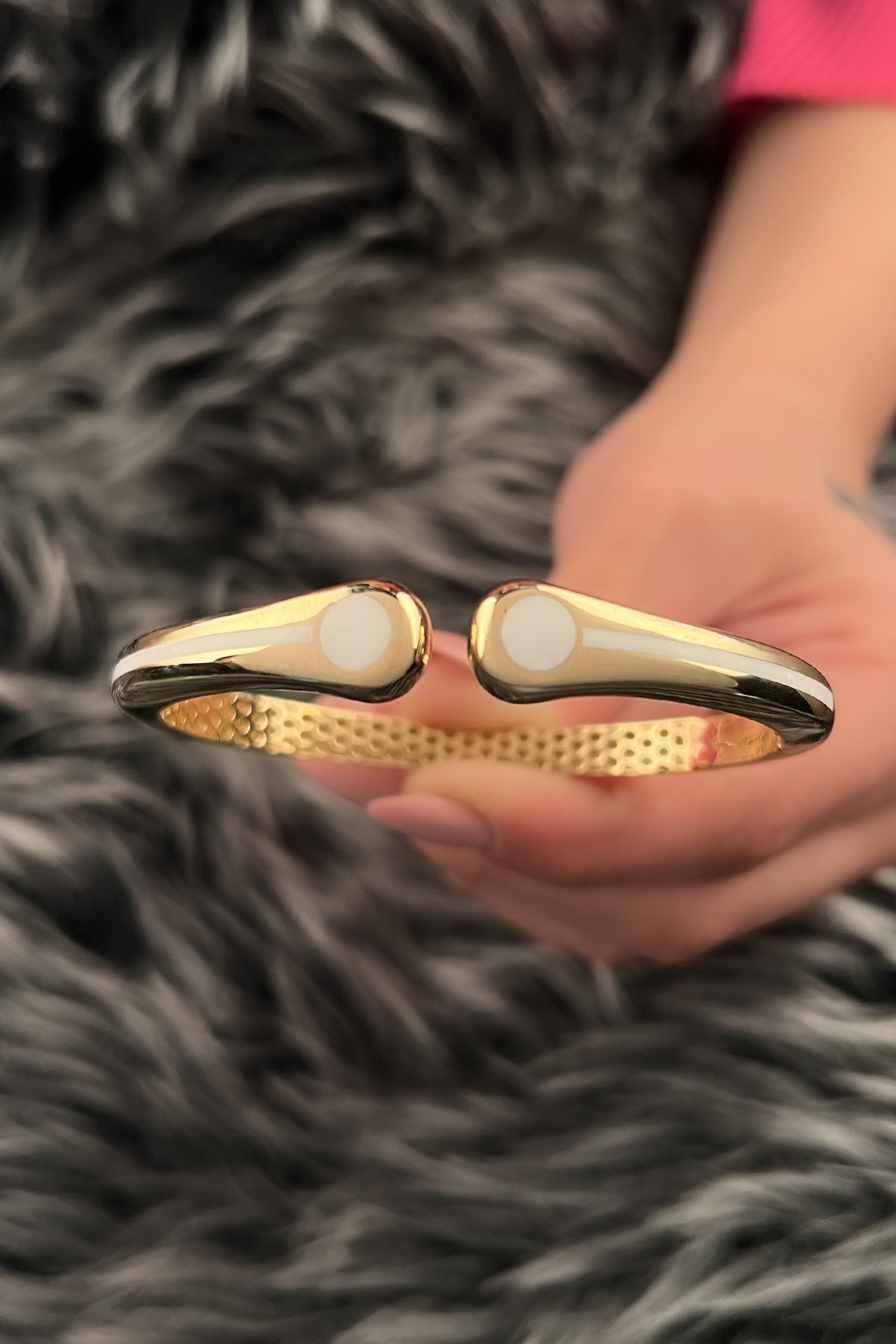 14K Gold Dome Teardrop Bangle Bracelet