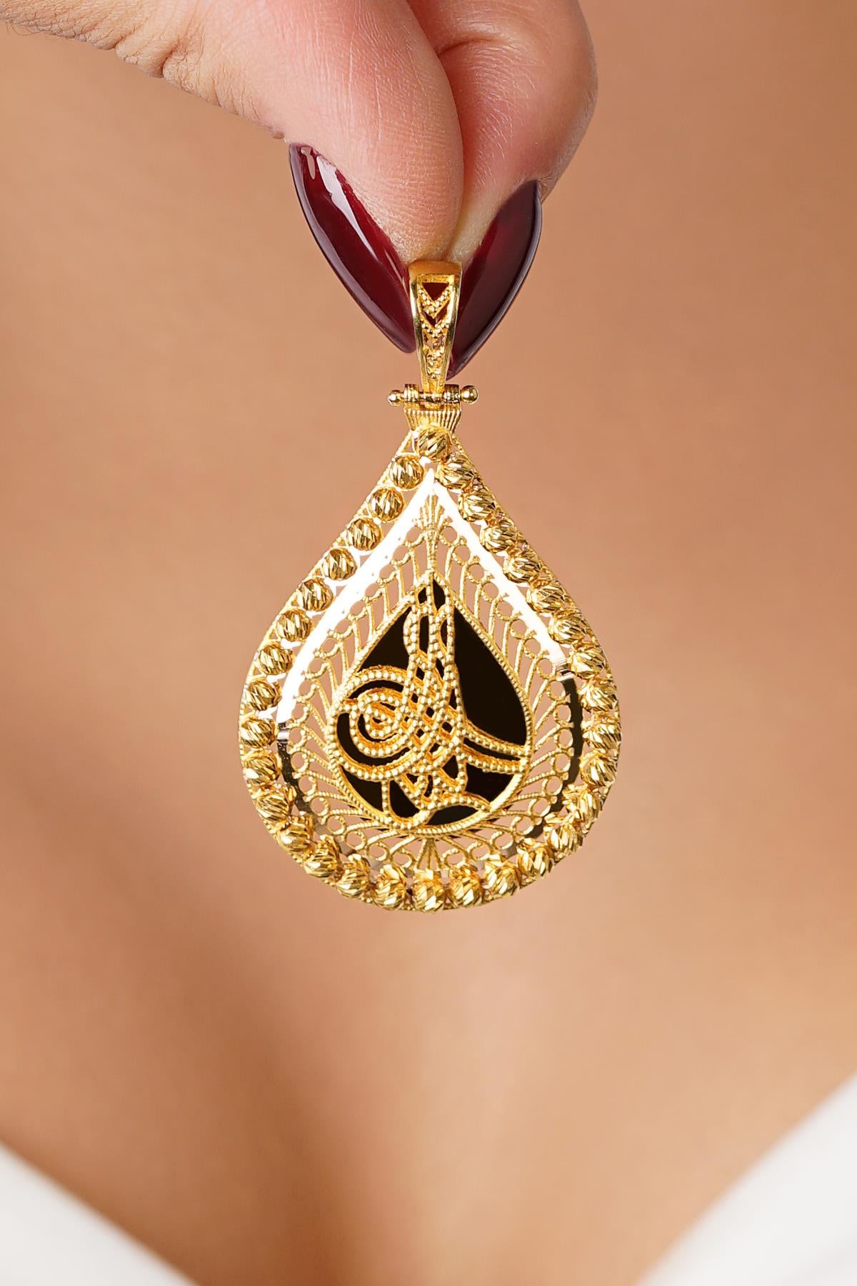 14K Gold Dorica Tugra Charm