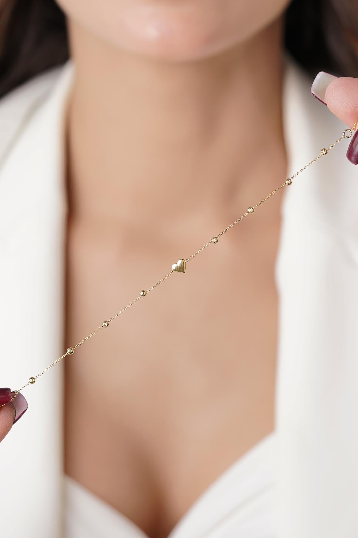 14K Gold Dorika Ball Detail Heart Bracelet
