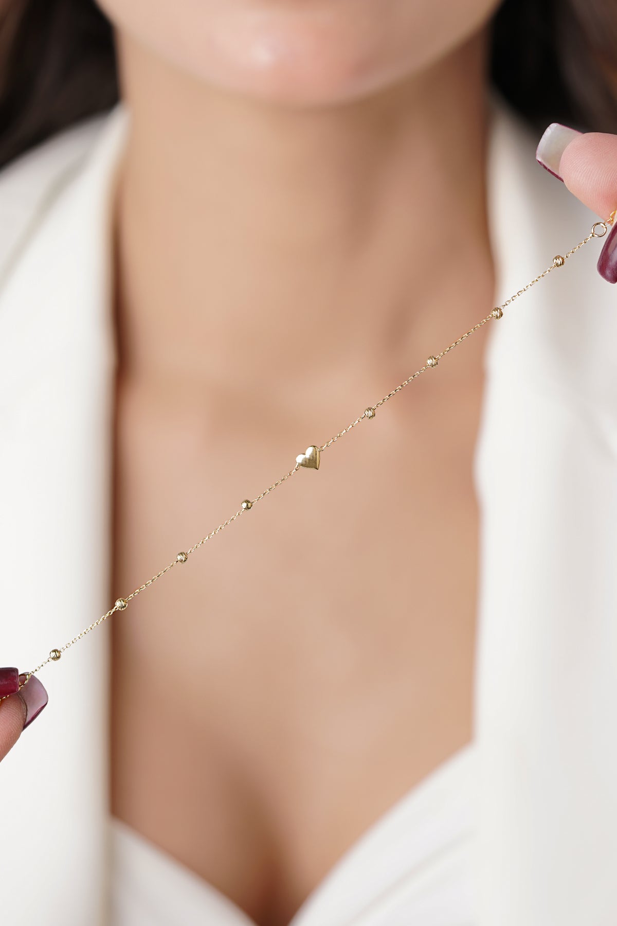 14K Gold Dorika Ball Detail Heart Bracelet