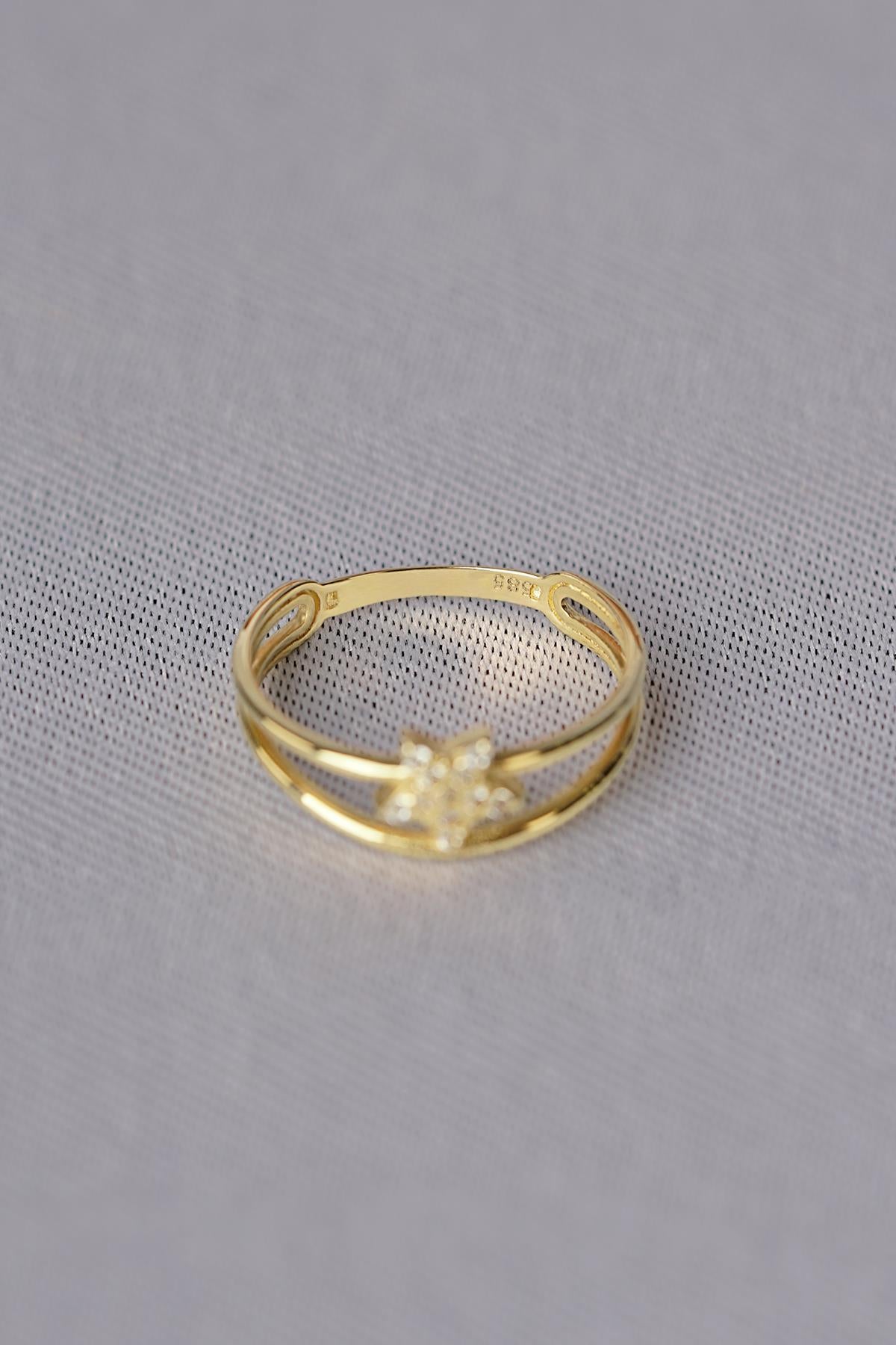 14K Gold Double Band Star Ring