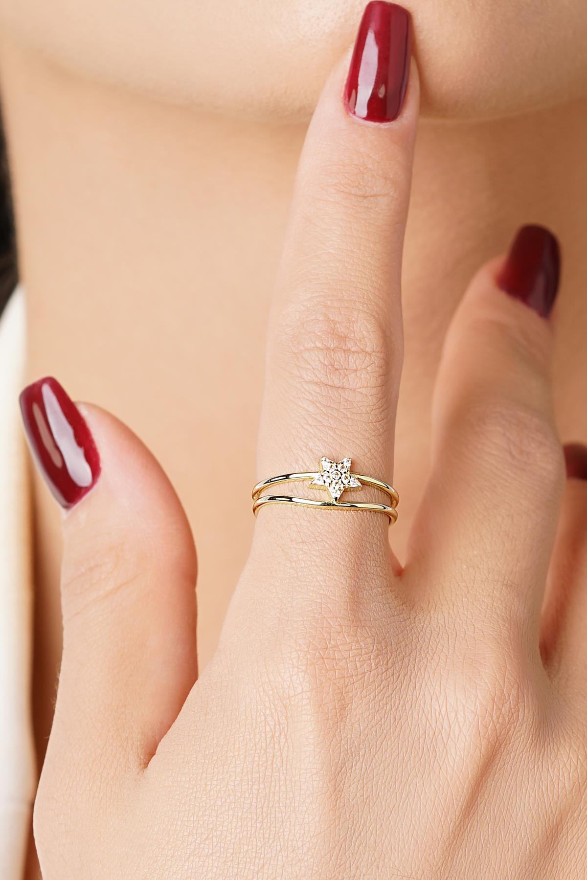 14K Gold Double Band Star Ring