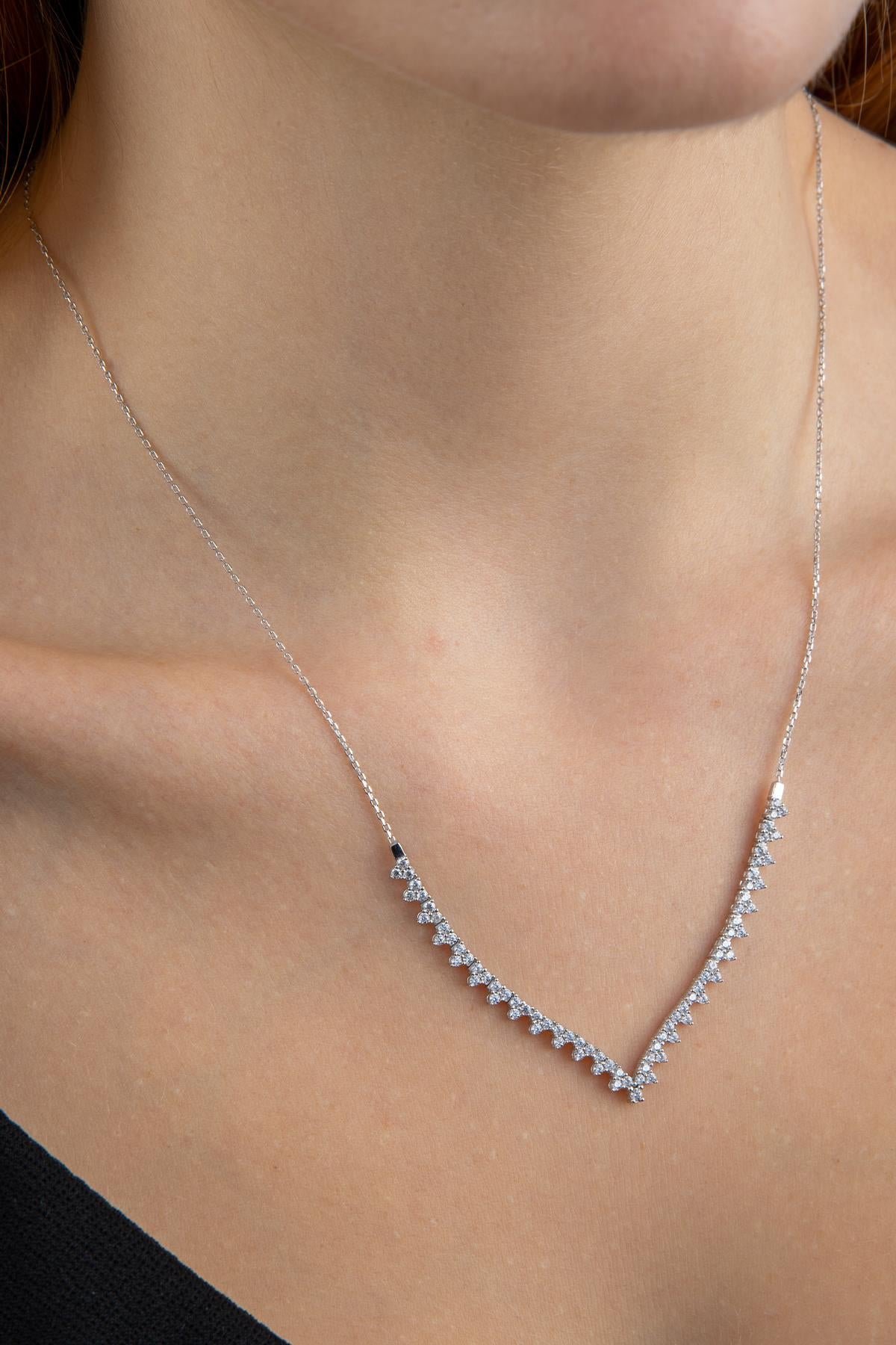 14K Gold Elegant Stone Necklace