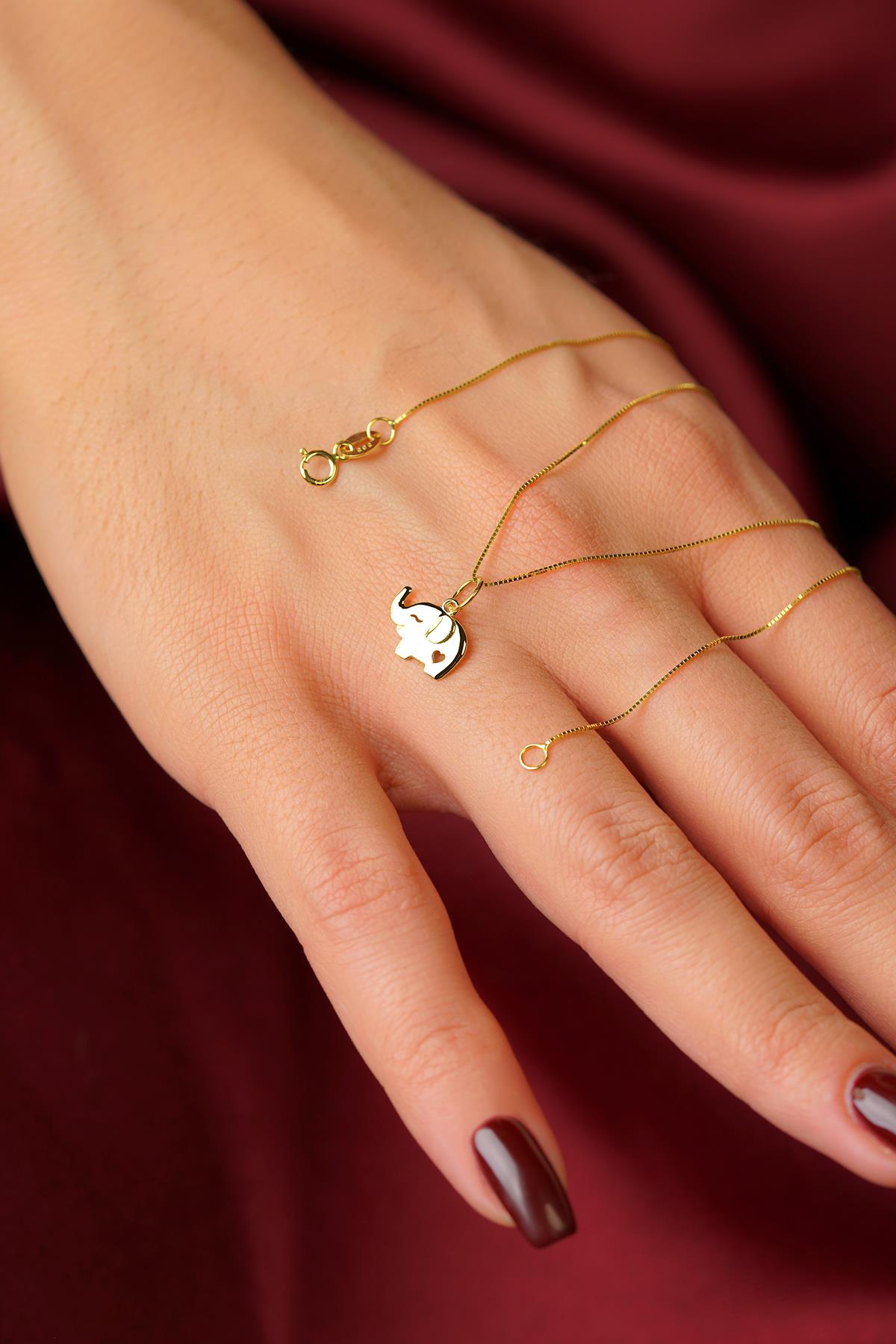 14K Gold Elephant Detailed Cube Chain Necklace