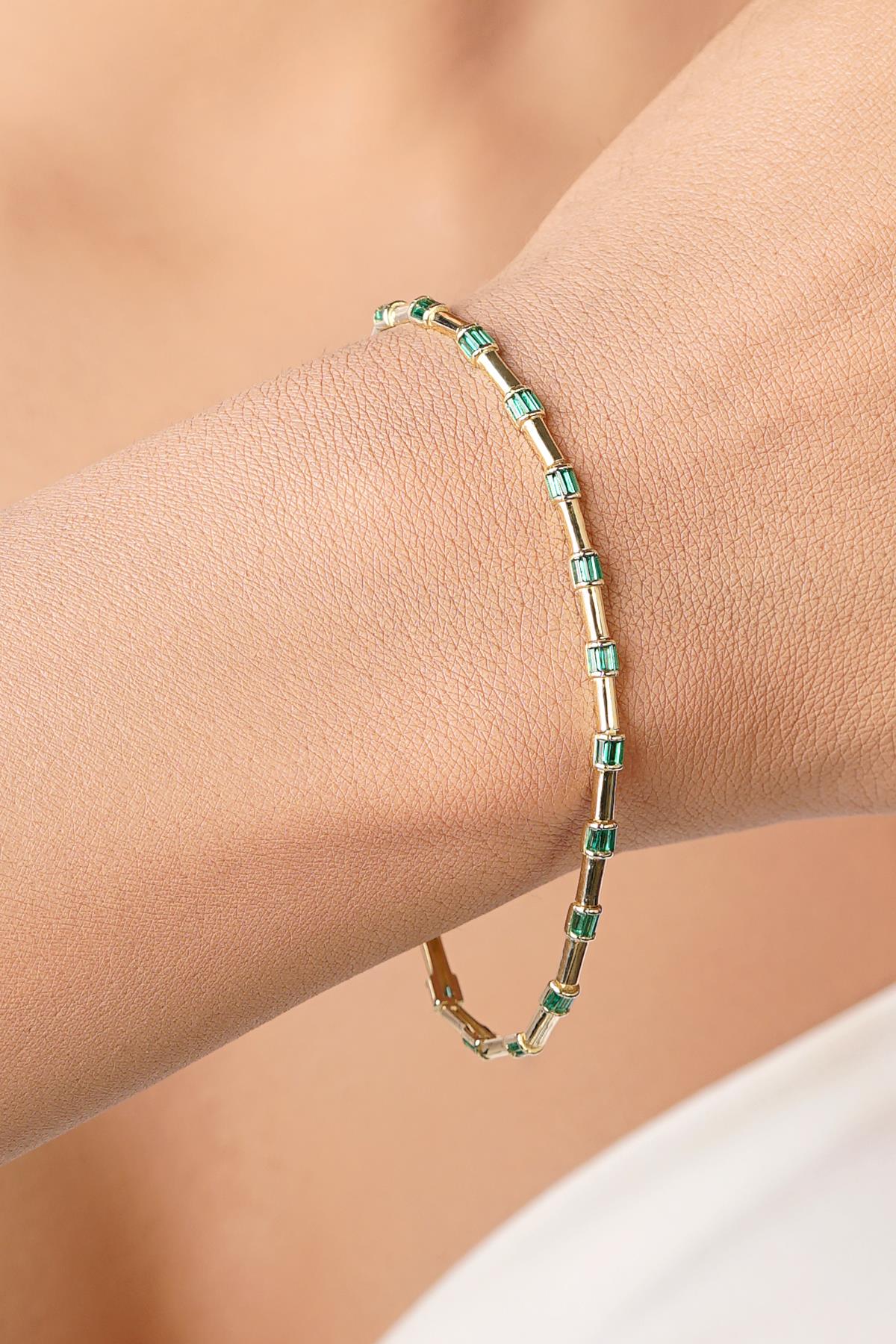 14K Gold Emerald Gemstone Modern Bracelet
