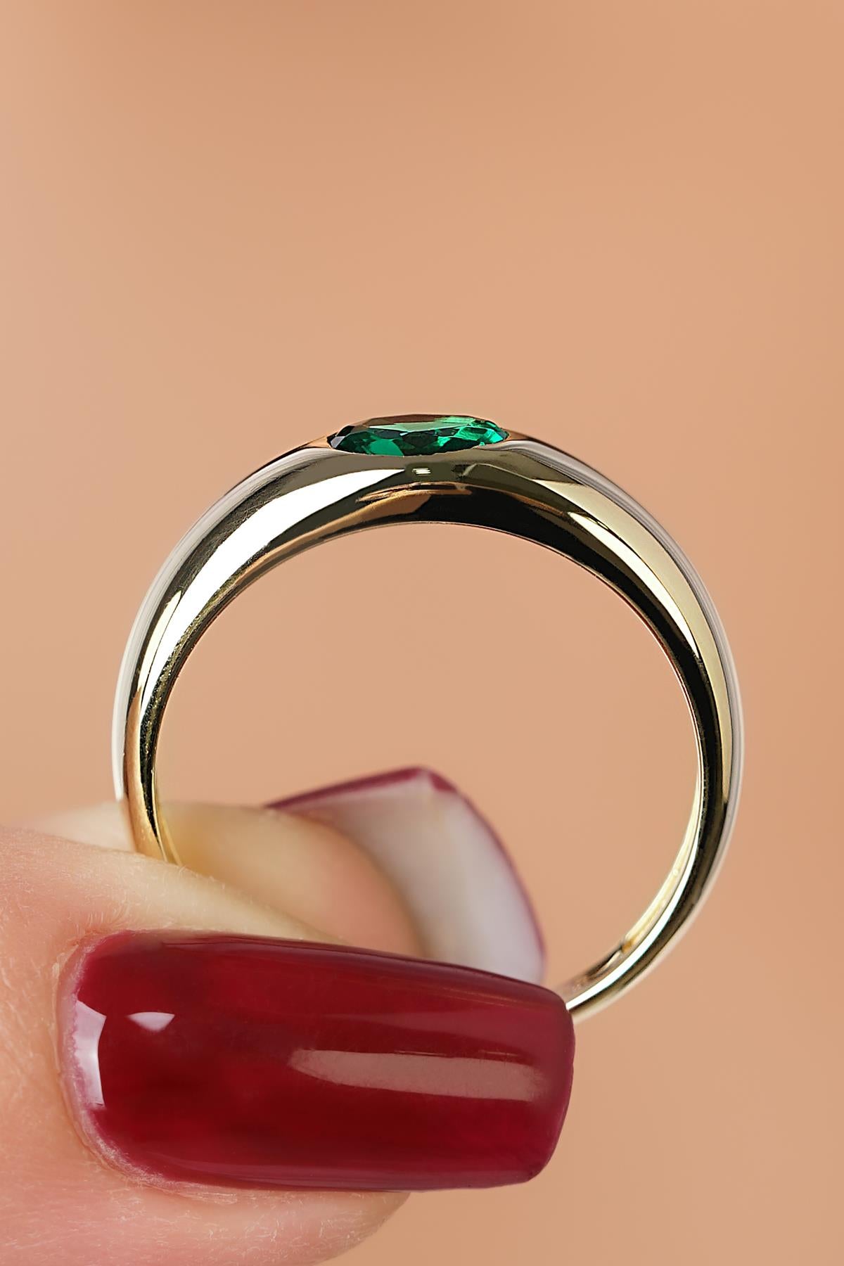 14K Gold Emerald Gemstone Ring