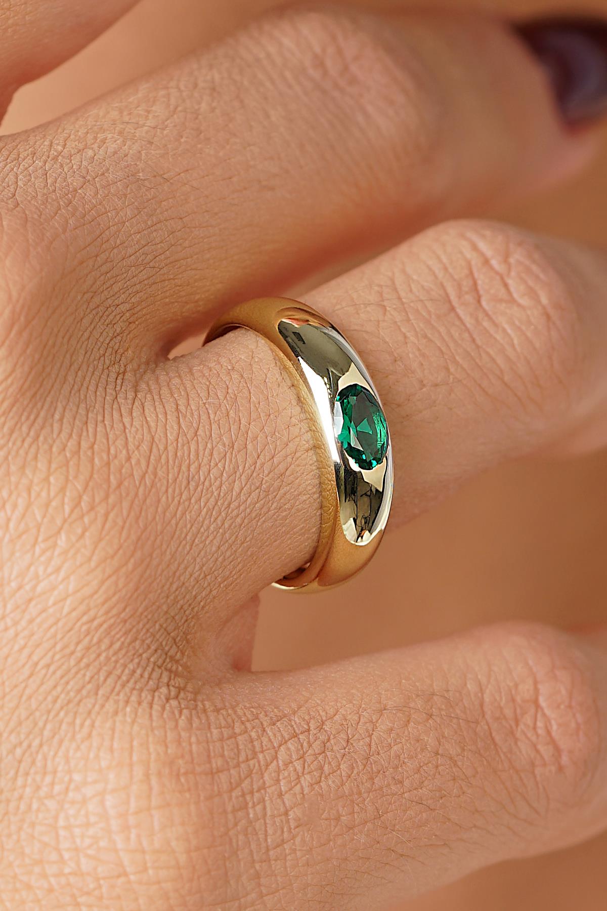 14K Gold Emerald Gemstone Ring