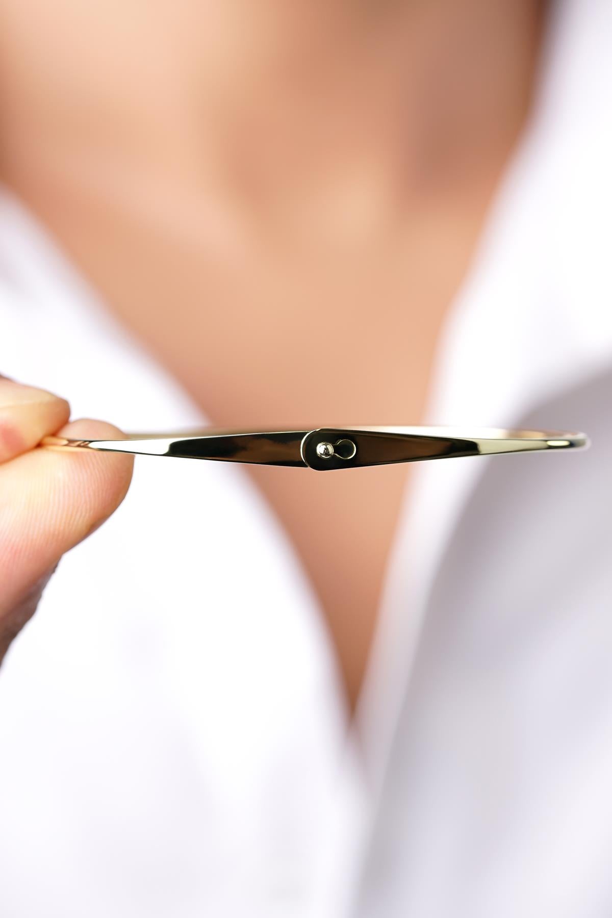 14K Gold Espina Bangle