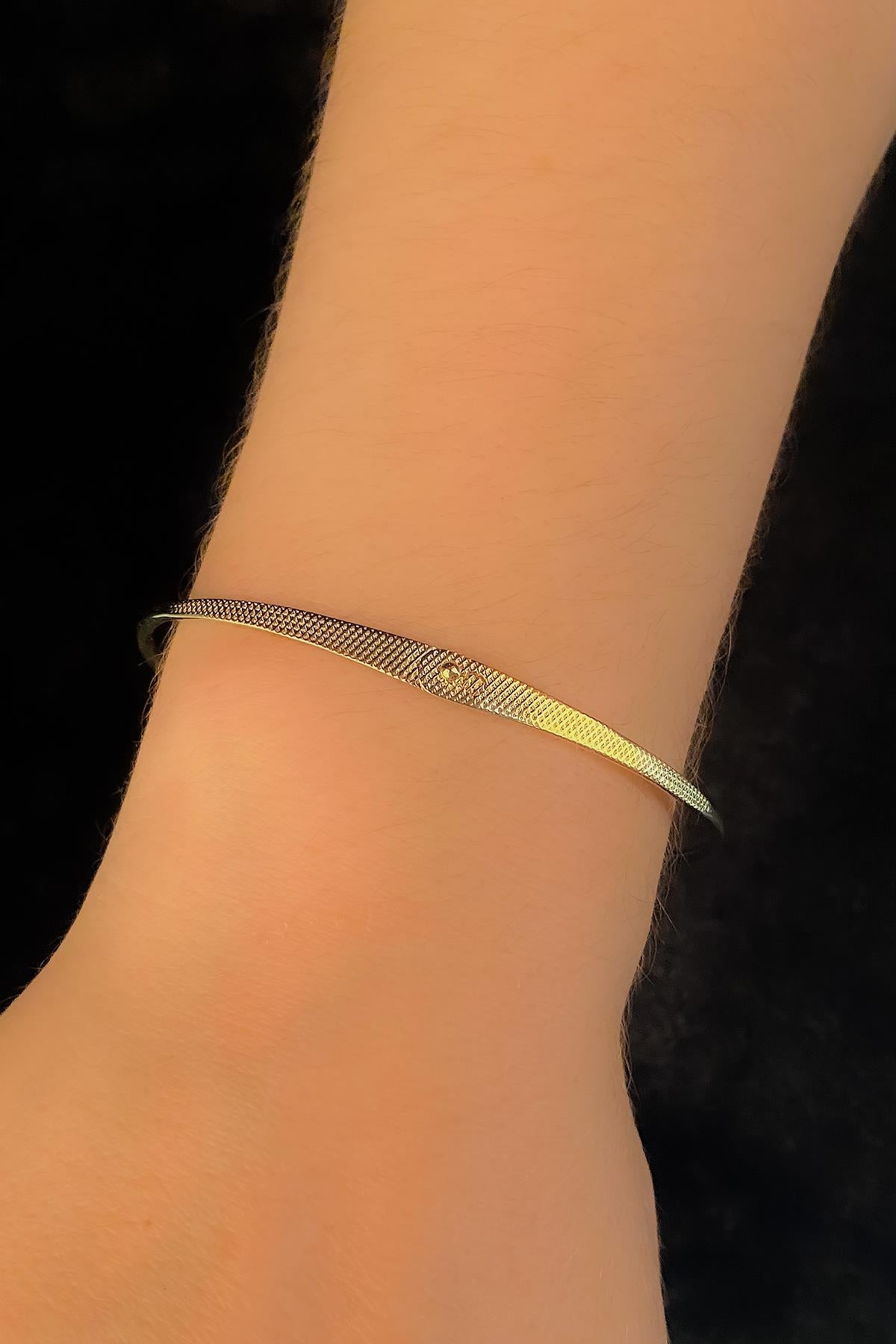 14K Gold Espina Bangle 2