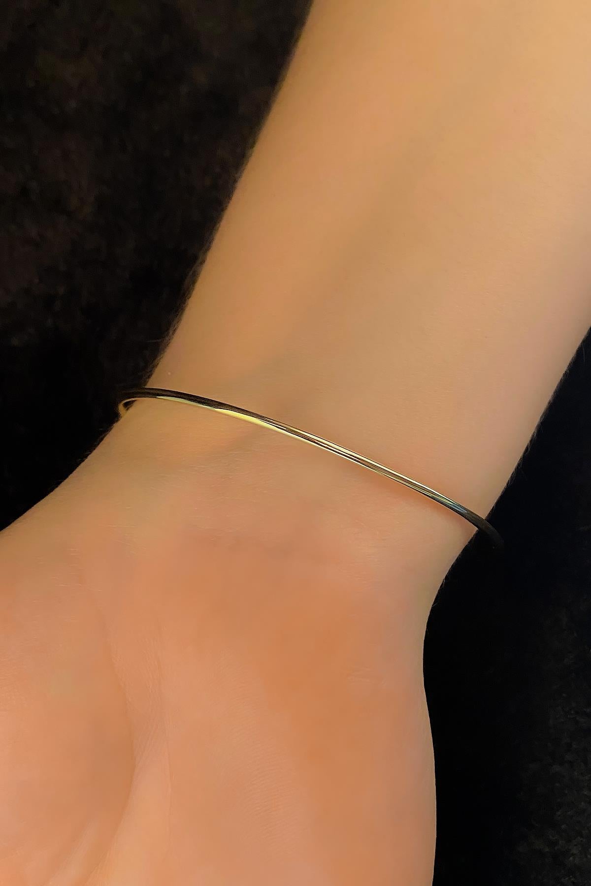 14K Gold Espina Bangle 2