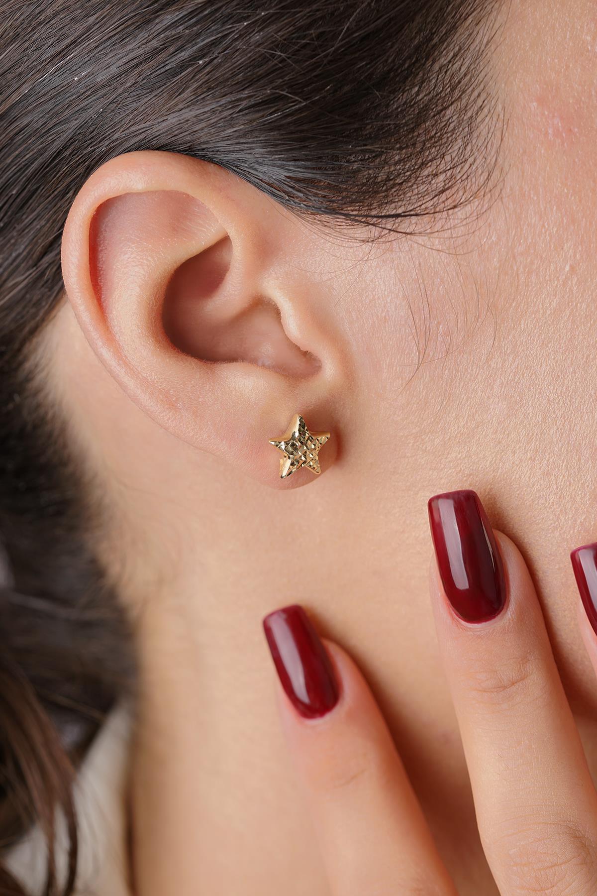 14K Gold Etched Star Stud Earrings