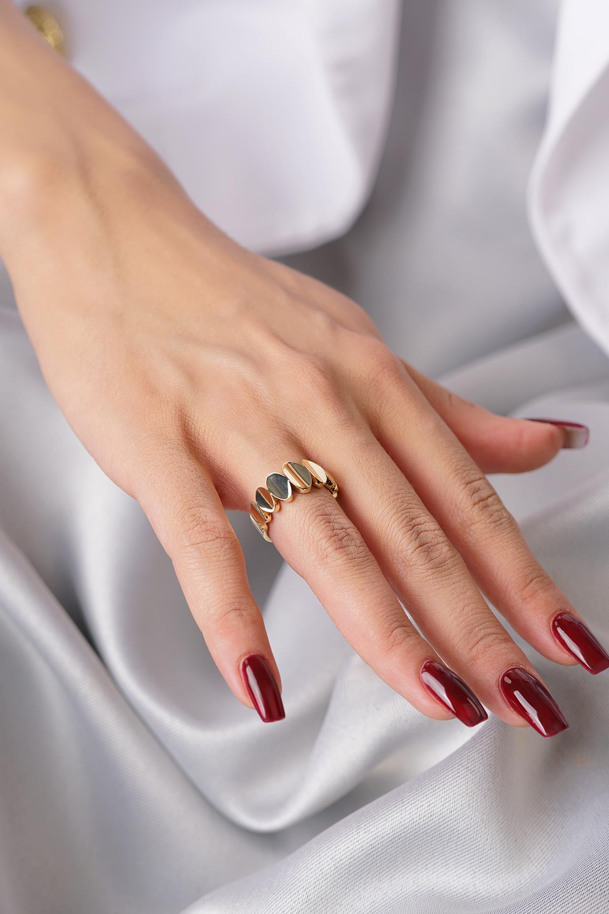 14K Gold Eva Minimalist Band Ring