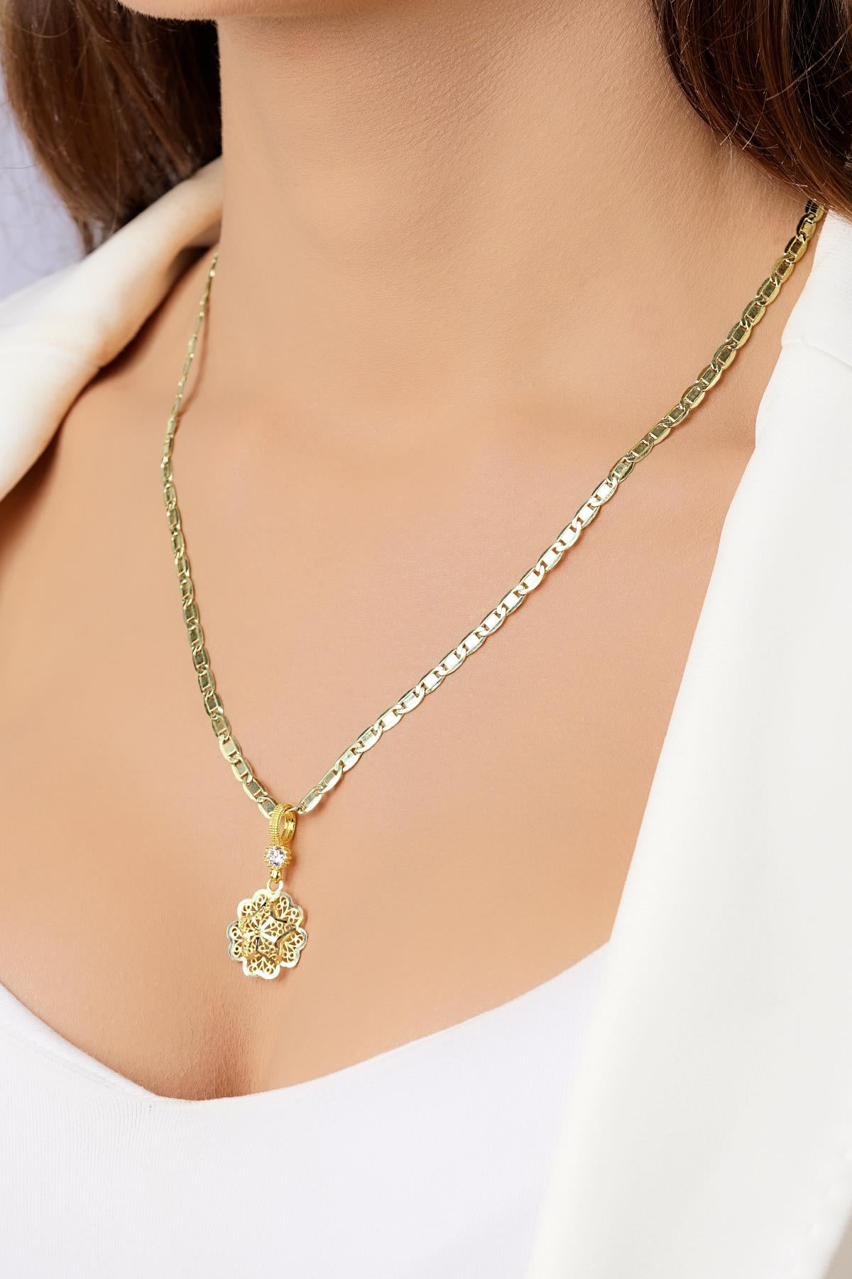 14K Gold Filigree Rose on Valentino Chain