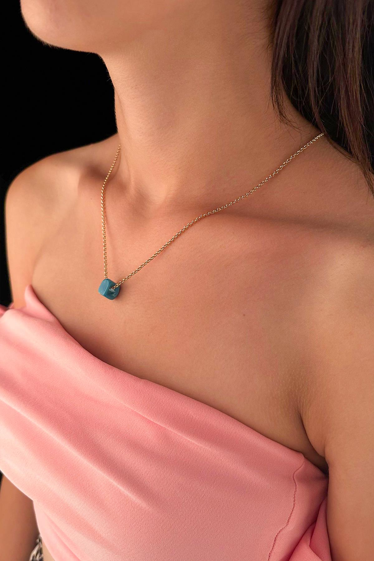 14K Gold Fine Rolo Chain Blue Box Necklace