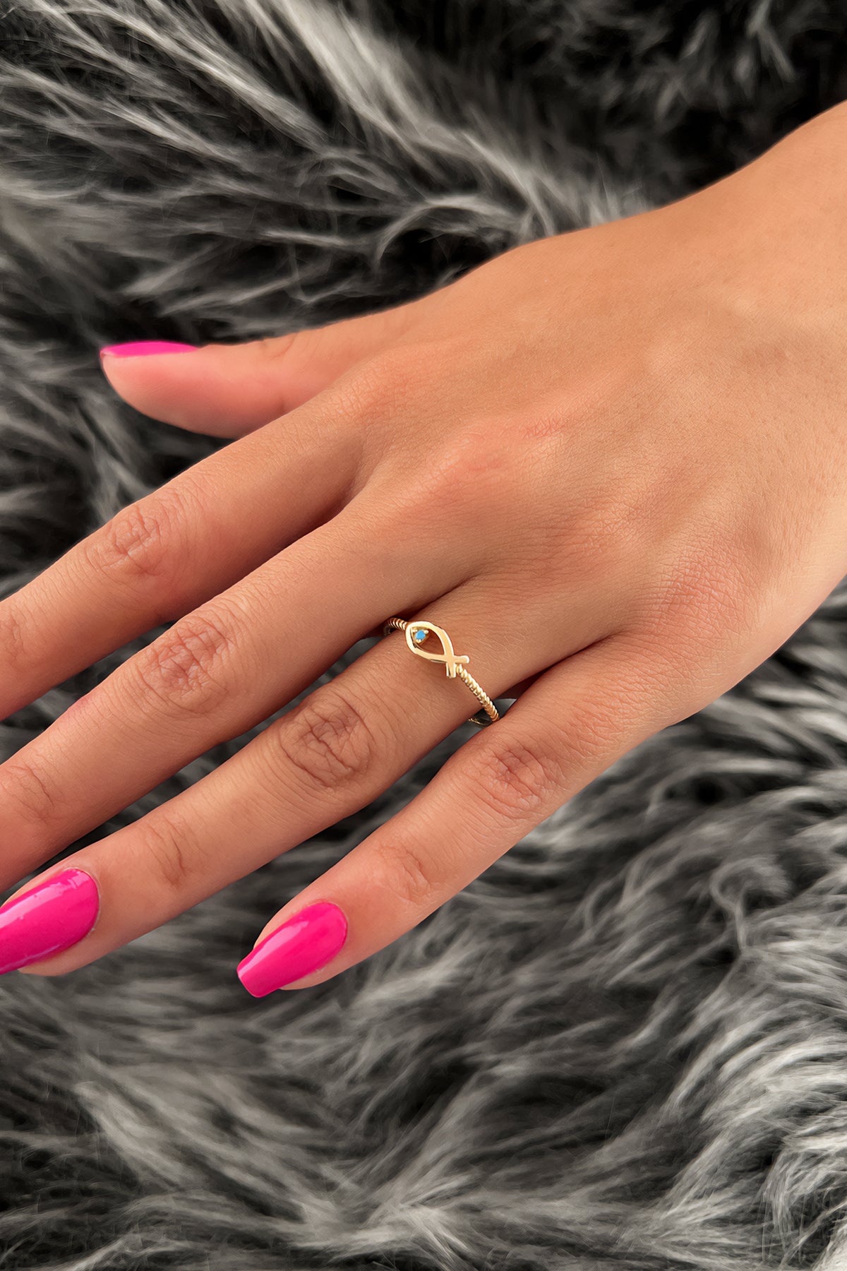 14K Gold Fish Design Ring With Turquoise Blue Stone