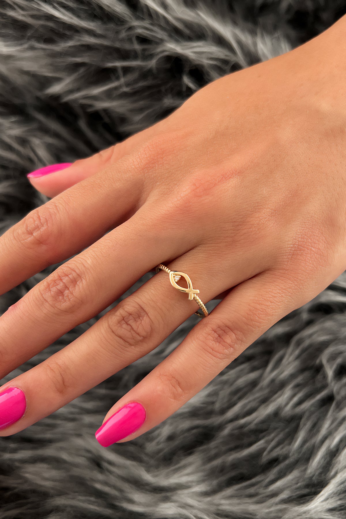 14K Gold Fish Shaped Ring