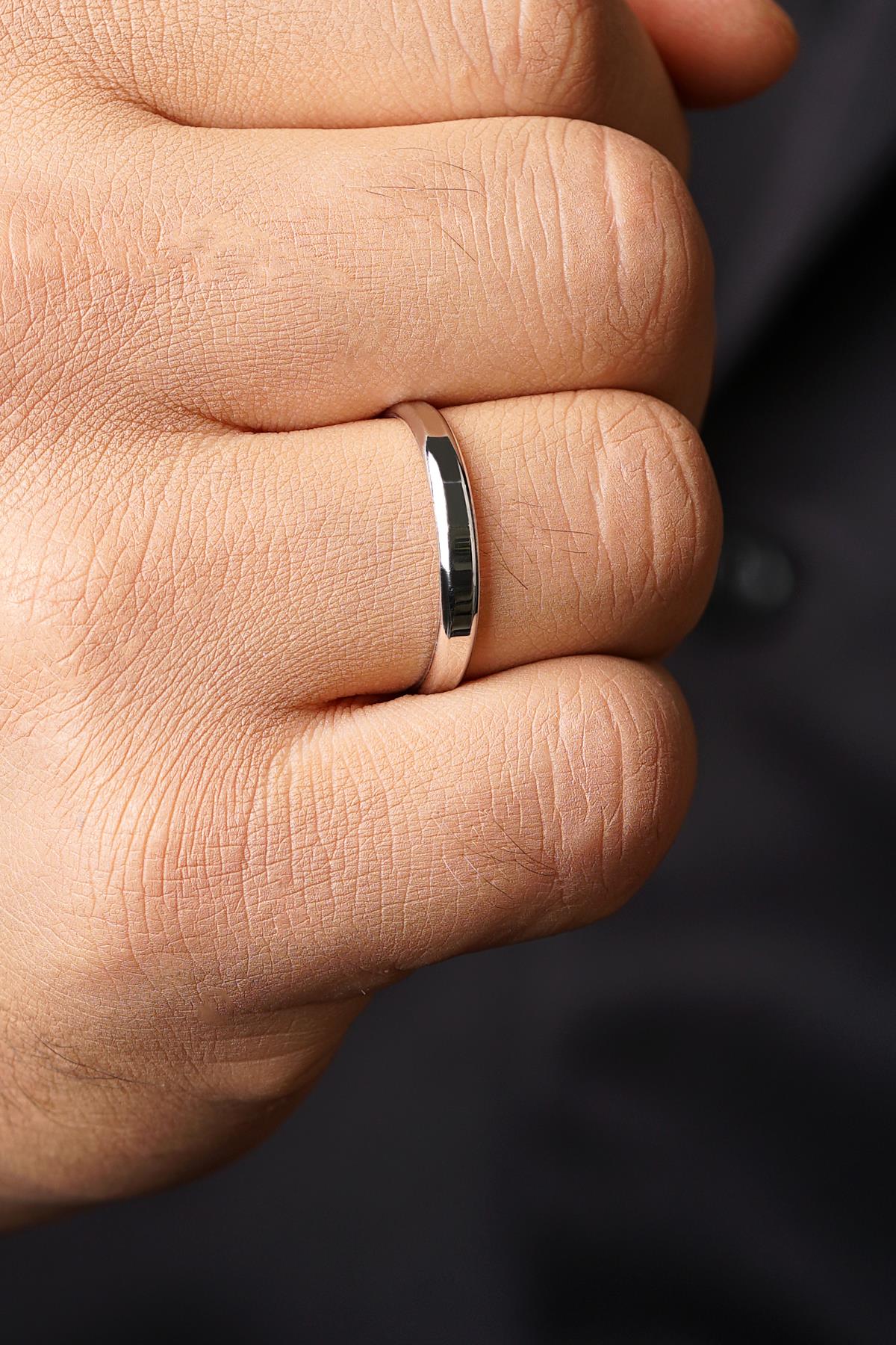 14K Gold Flat Court Shape Man Wedding Ring 0.122 inch