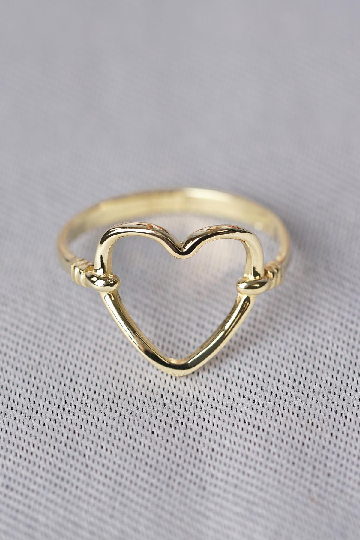 14K Gold Heart Motif Statement Ring