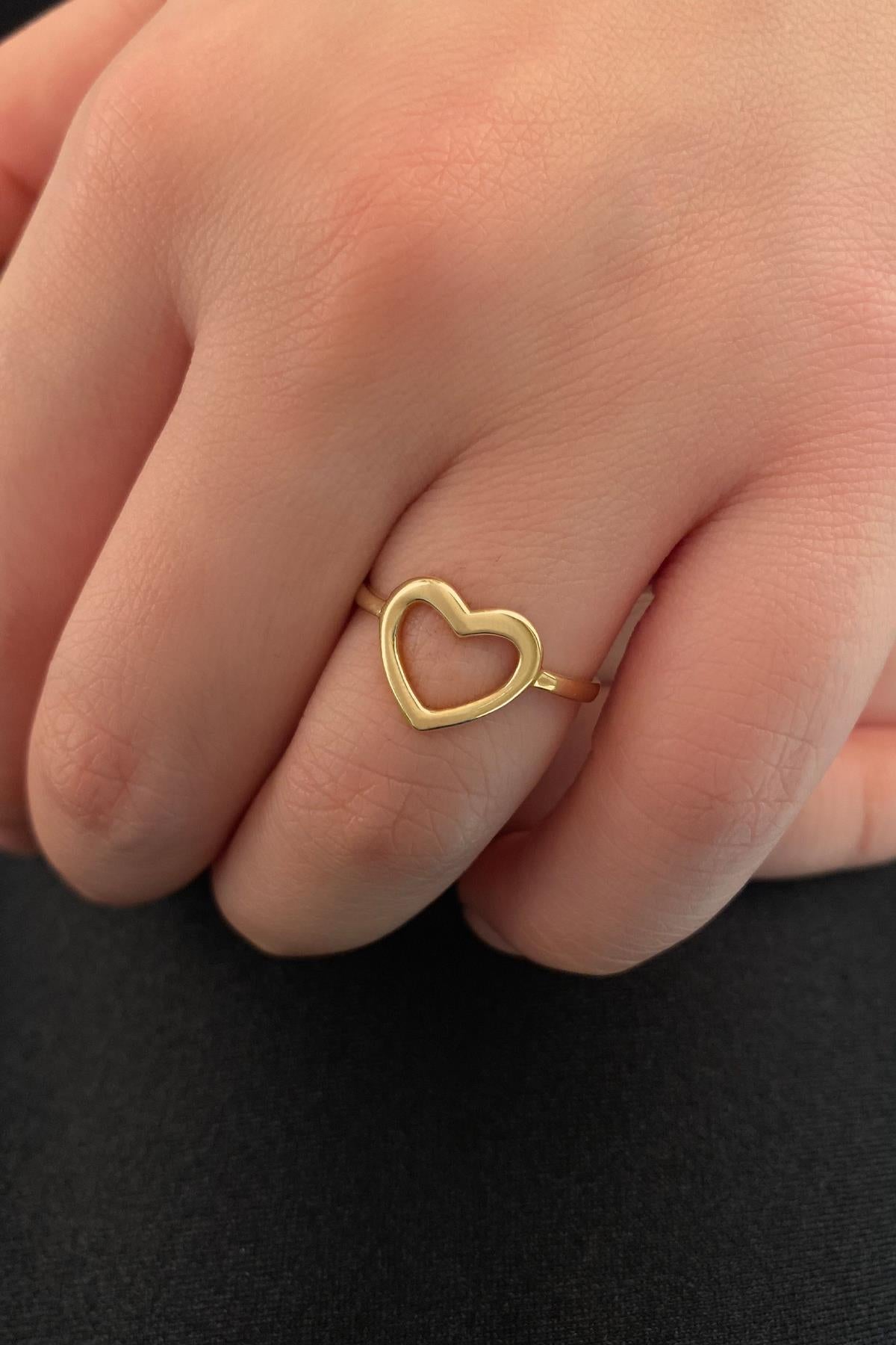 14K Gold Heart Shaped Ring