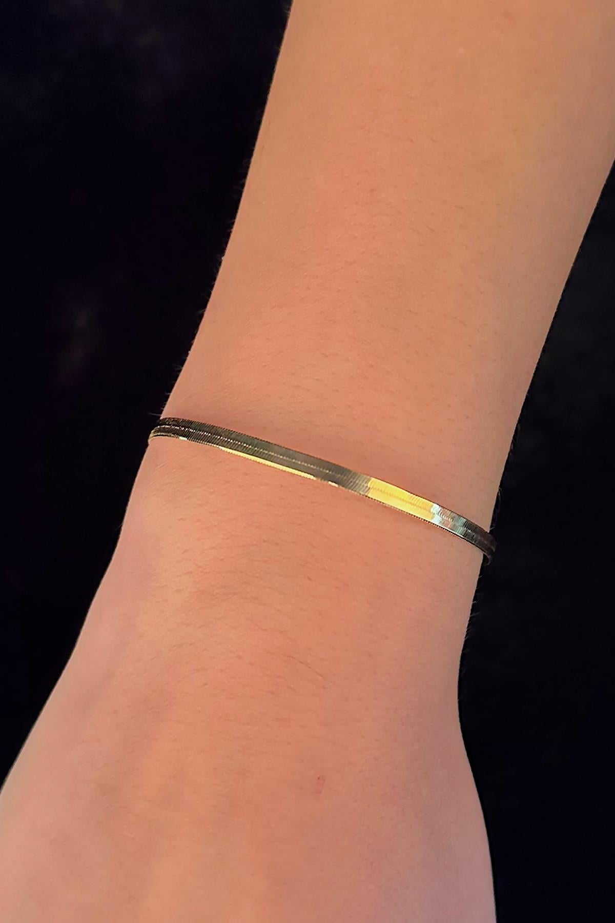 14K Gold Herringbone Bracelet 0.120 inch