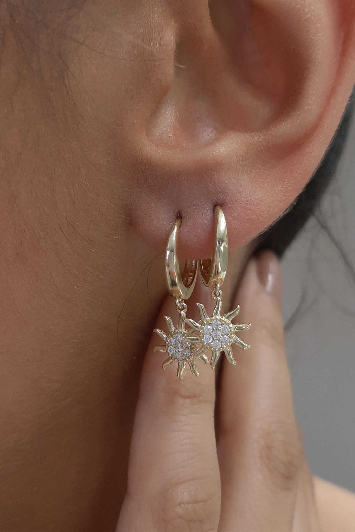 14K Gold Huggie Earrings Sun Dangle