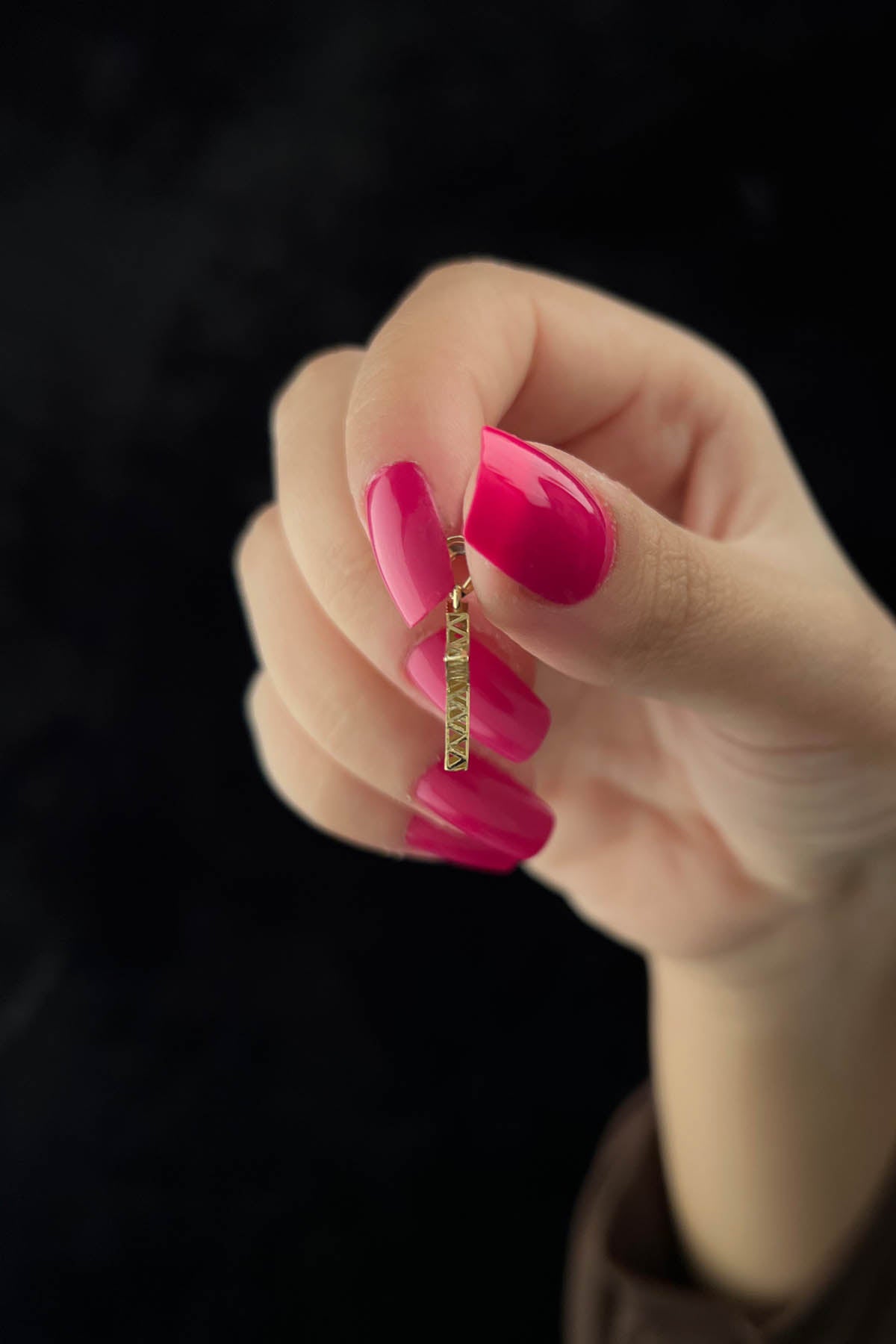 14K Gold K Letter Mini Shine Pendant